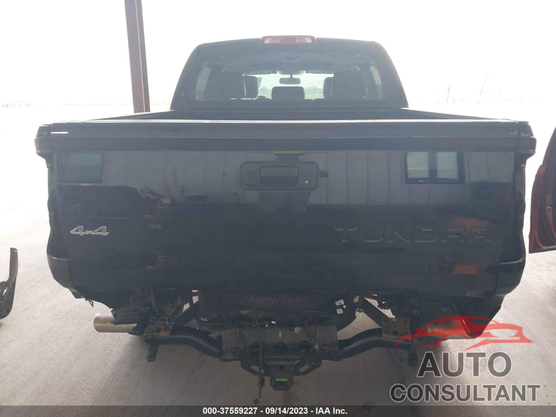 TOYOTA TUNDRA 2017 - 5TFAY5F16HX657849