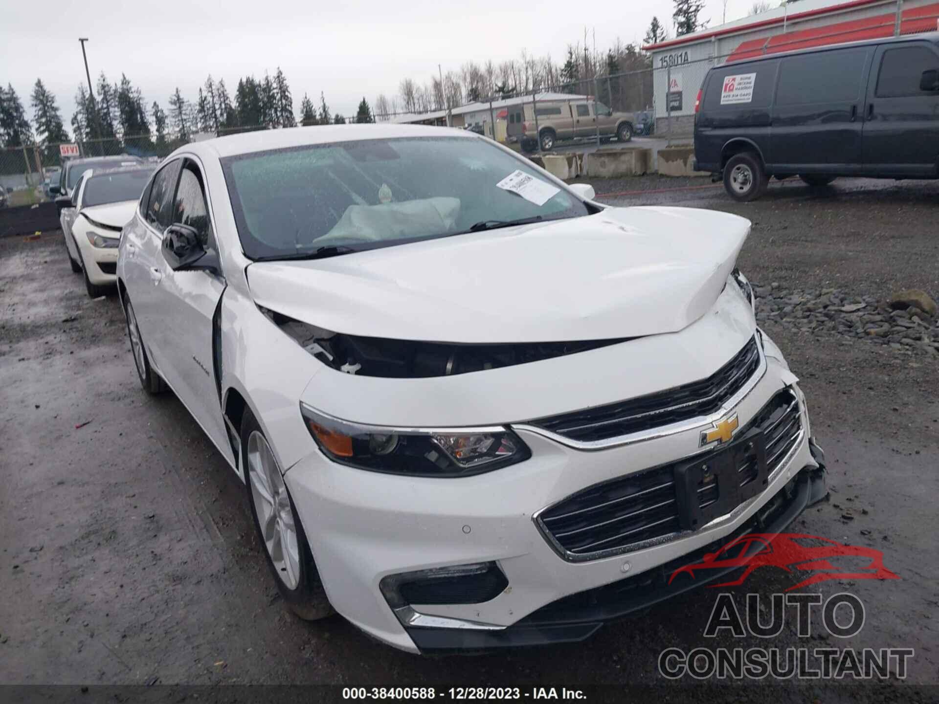 CHEVROLET MALIBU 2018 - 1G1ZD5ST1JF201803