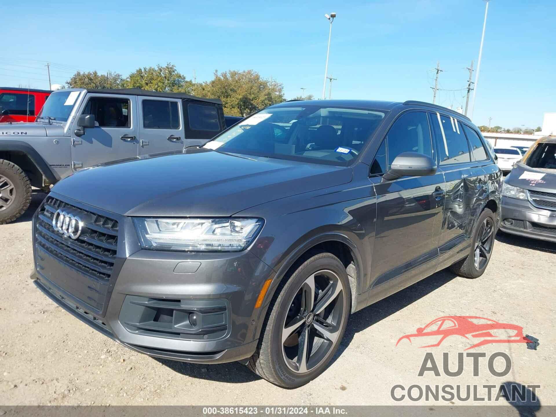 AUDI Q7 2019 - WA1VAAF78KD002095