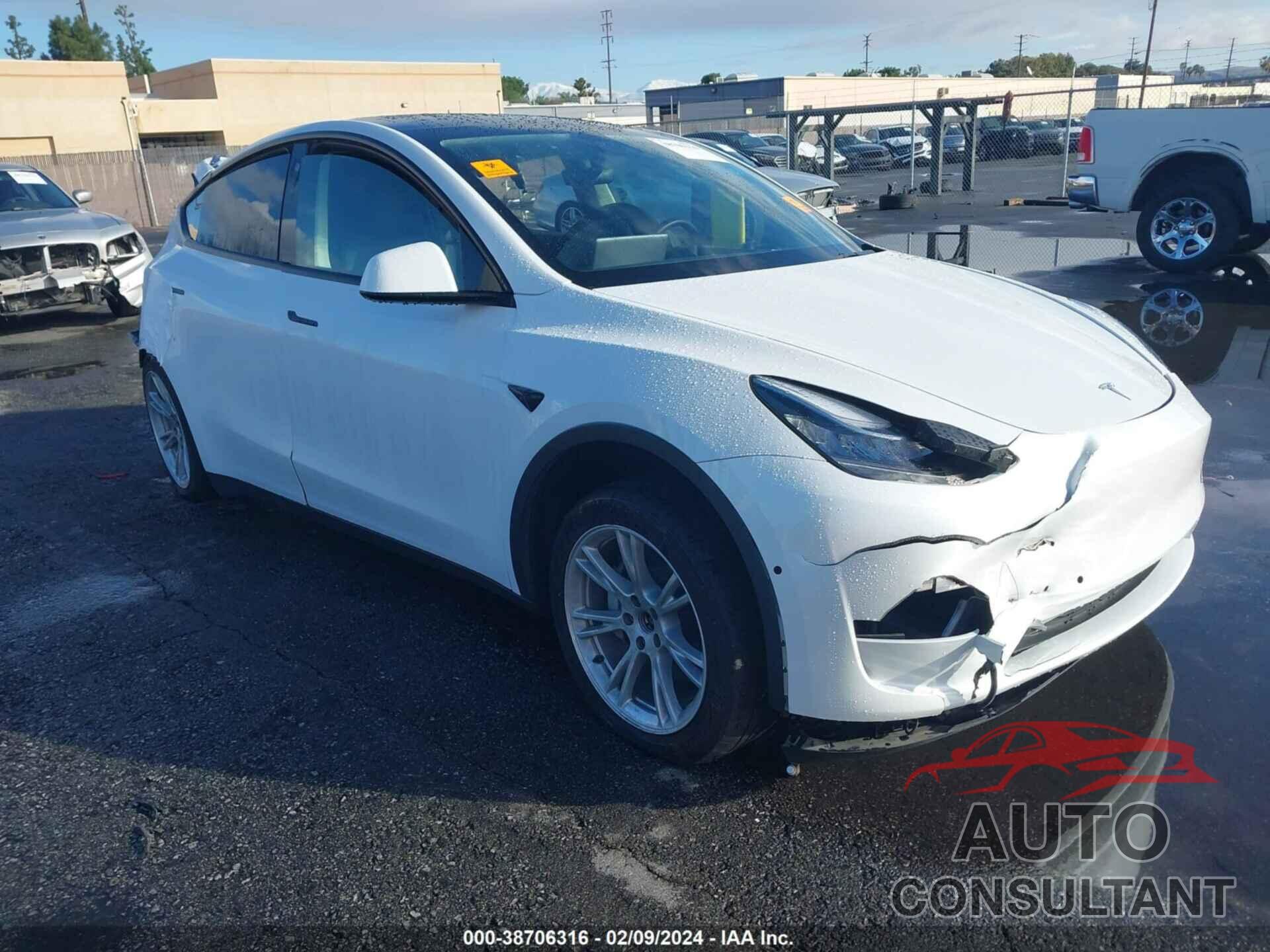 TESLA MODEL Y 2022 - 7SAYGDEE3NF487314