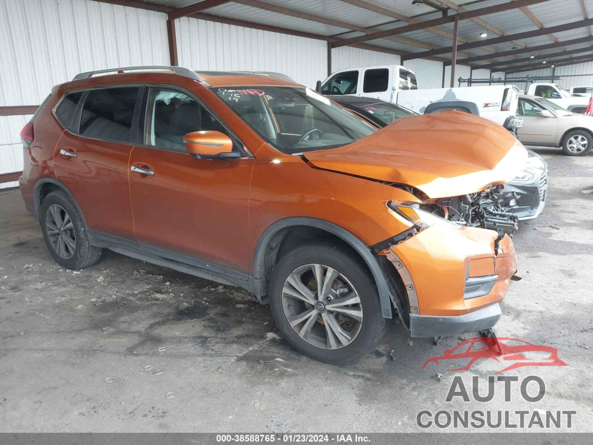 NISSAN ROGUE 2019 - JN8AT2MT9KW261059