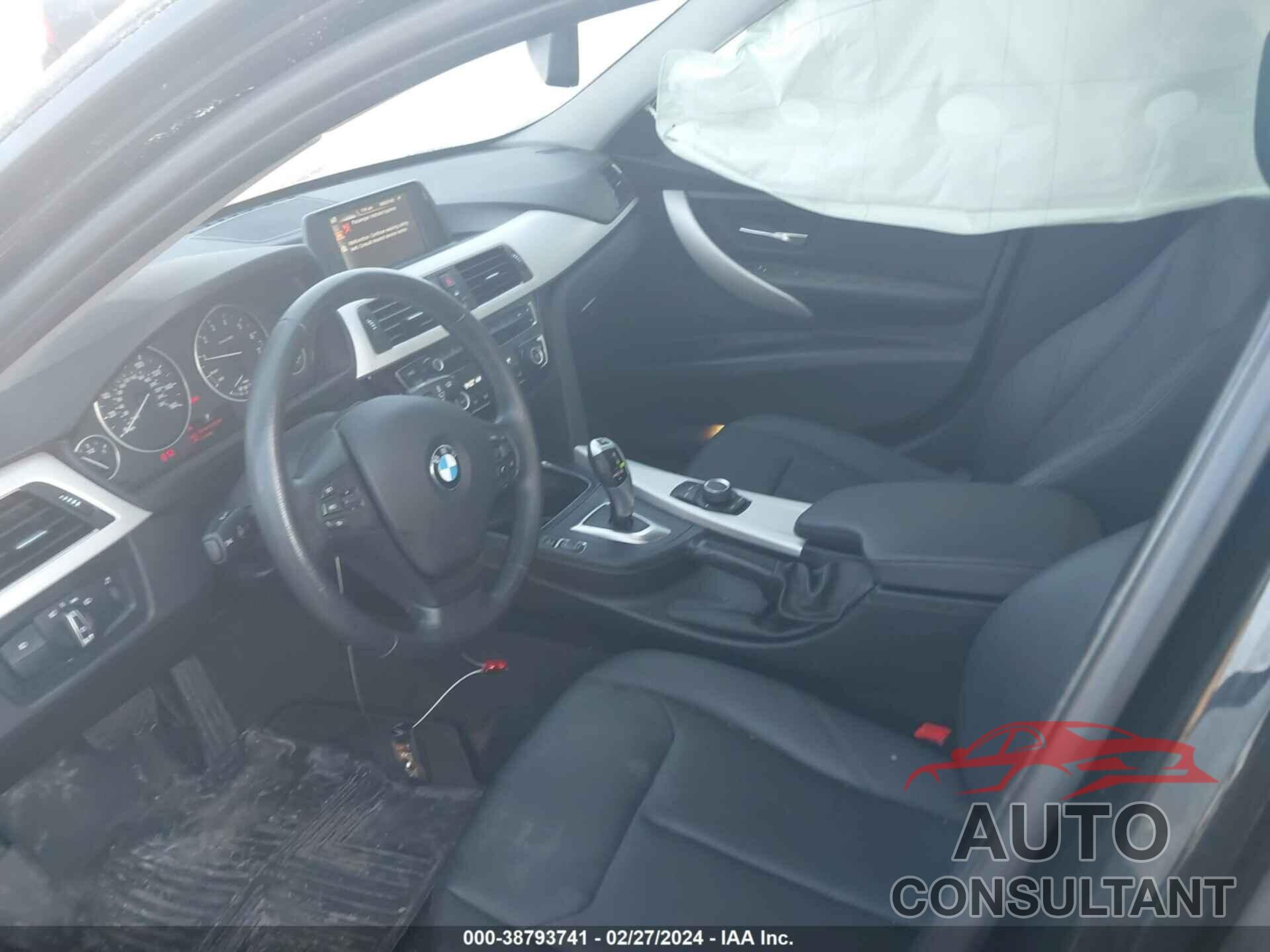 BMW 320I 2017 - WBA8E5G52HNU41790