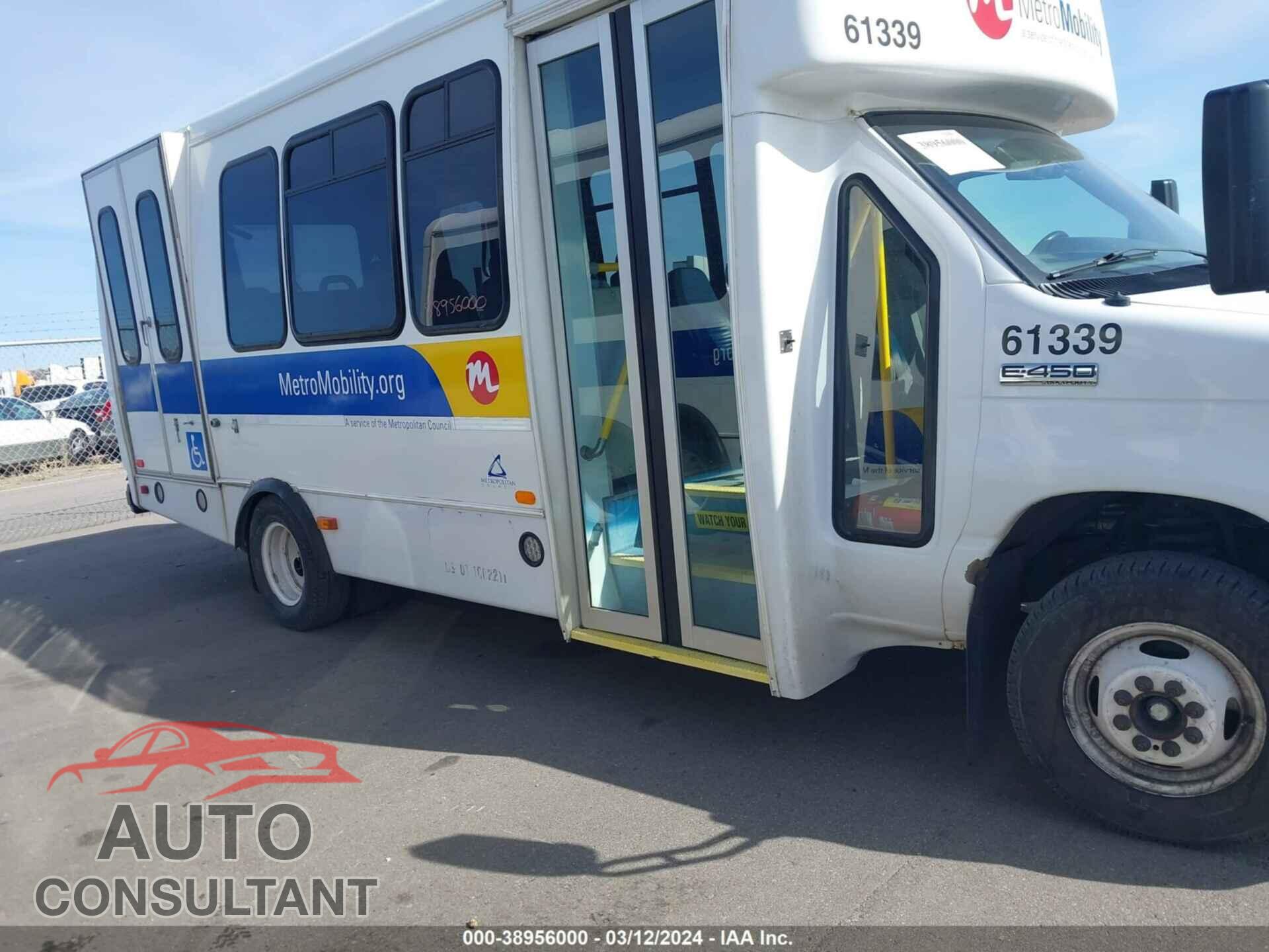 FORD E-450 CUTAWAY 2017 - 1FDFE4FS4HDC37814
