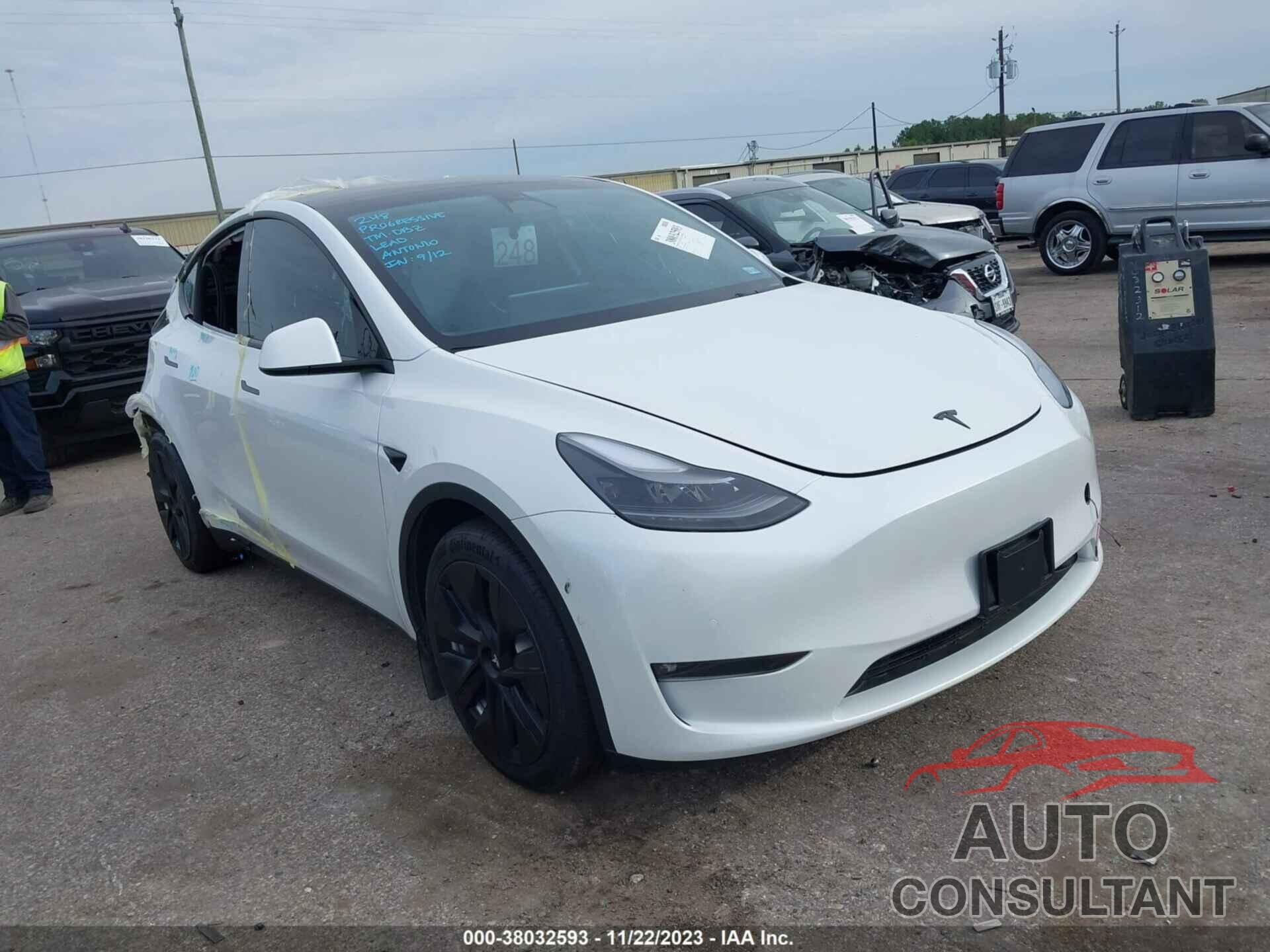 TESLA MODEL Y 2022 - 7SAYGAEE7NF544872