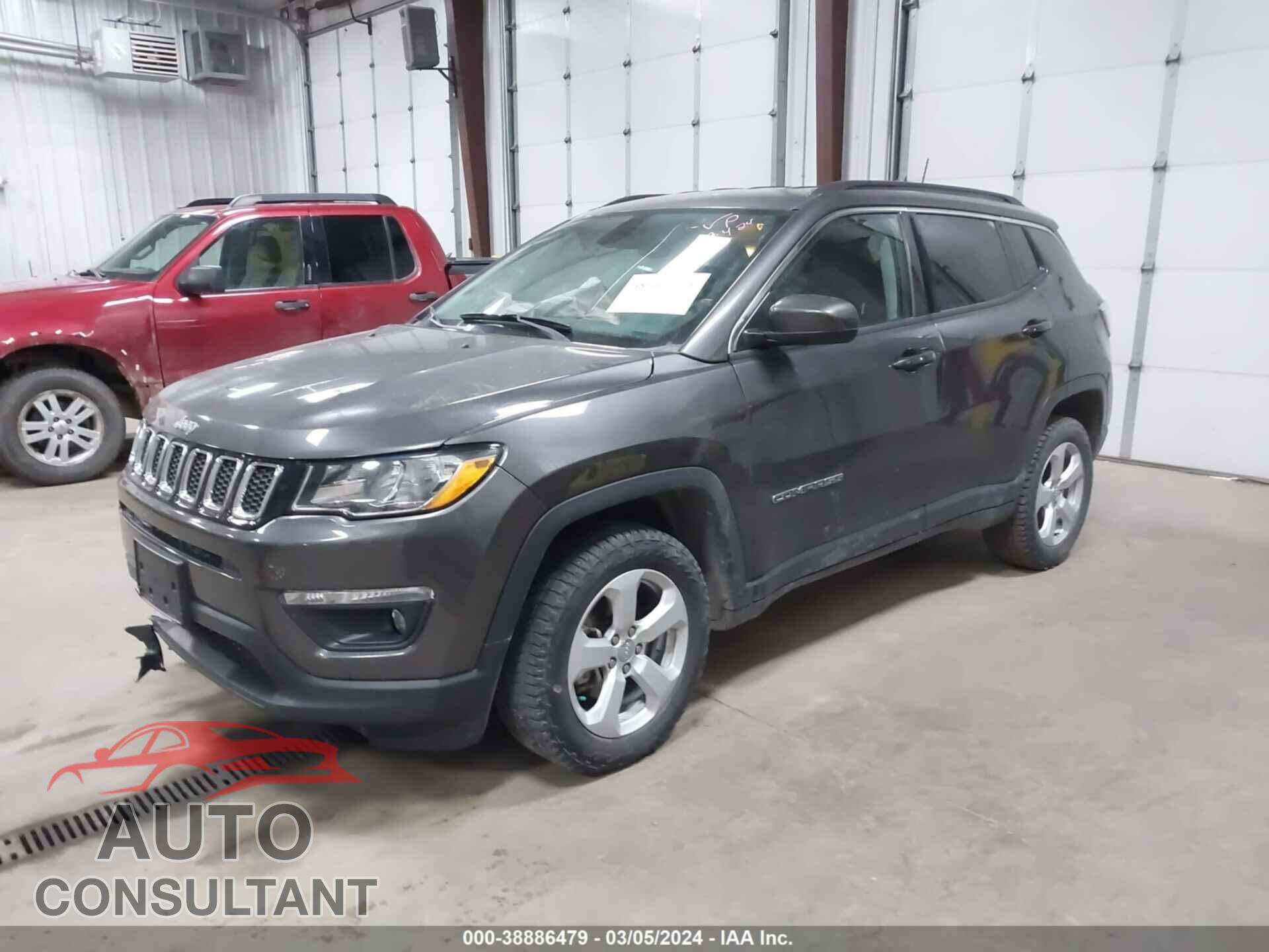 JEEP COMPASS 2018 - 3C4NJDBB5JT201065