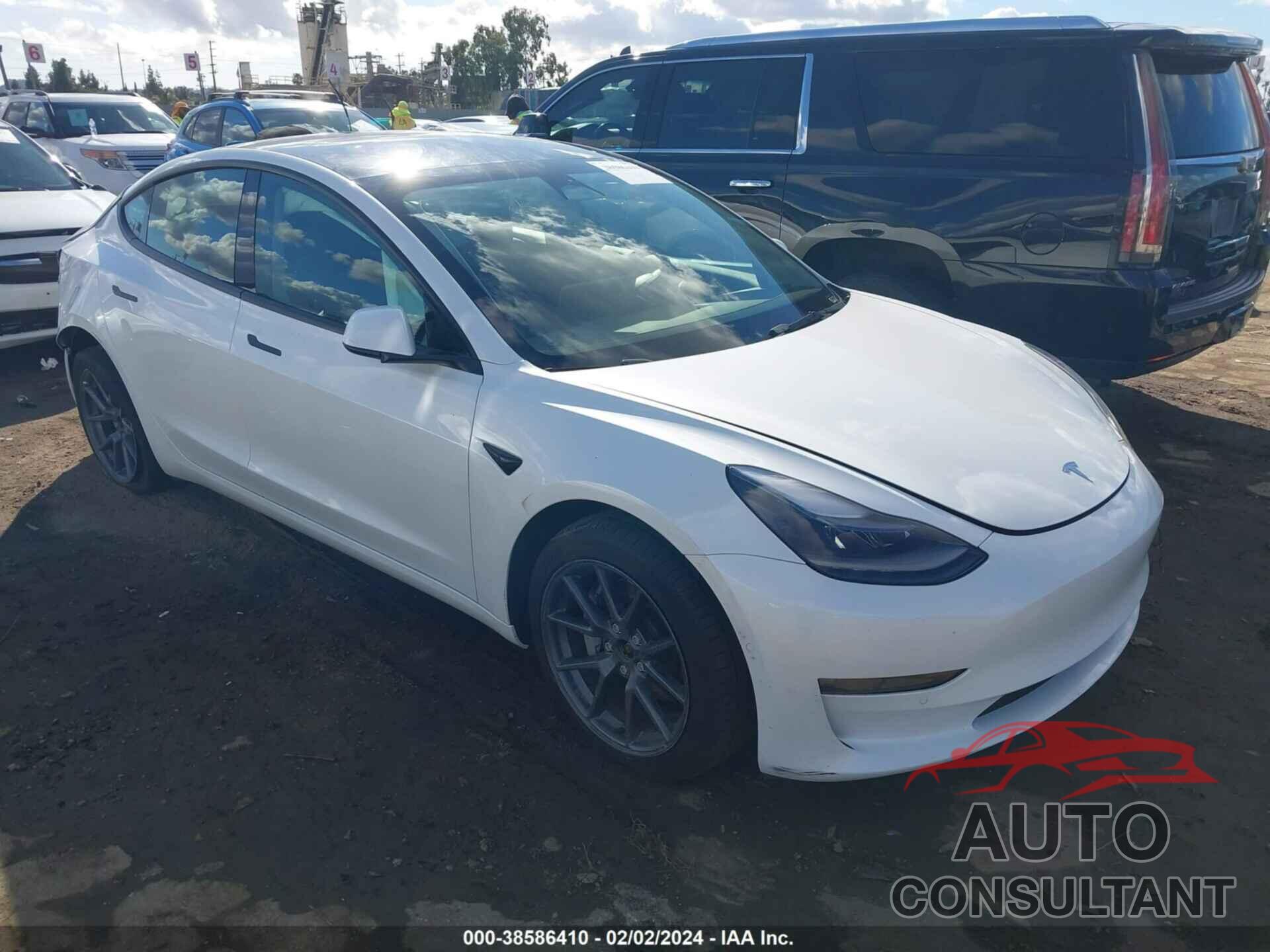 TESLA MODEL 3 2022 - 5YJ3E1EB0NF276847