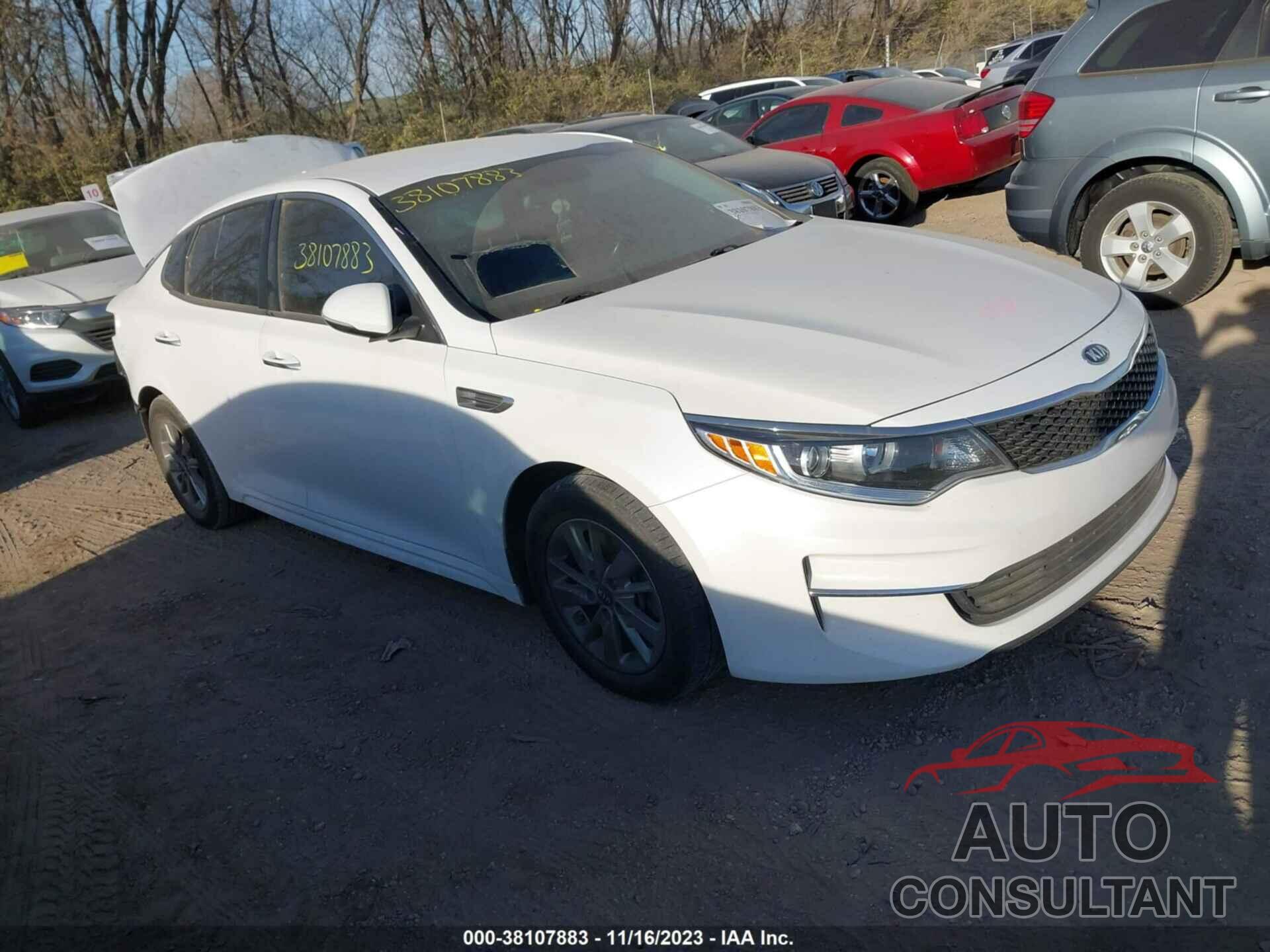 KIA OPTIMA 2018 - 5XXGT4L18JG205728