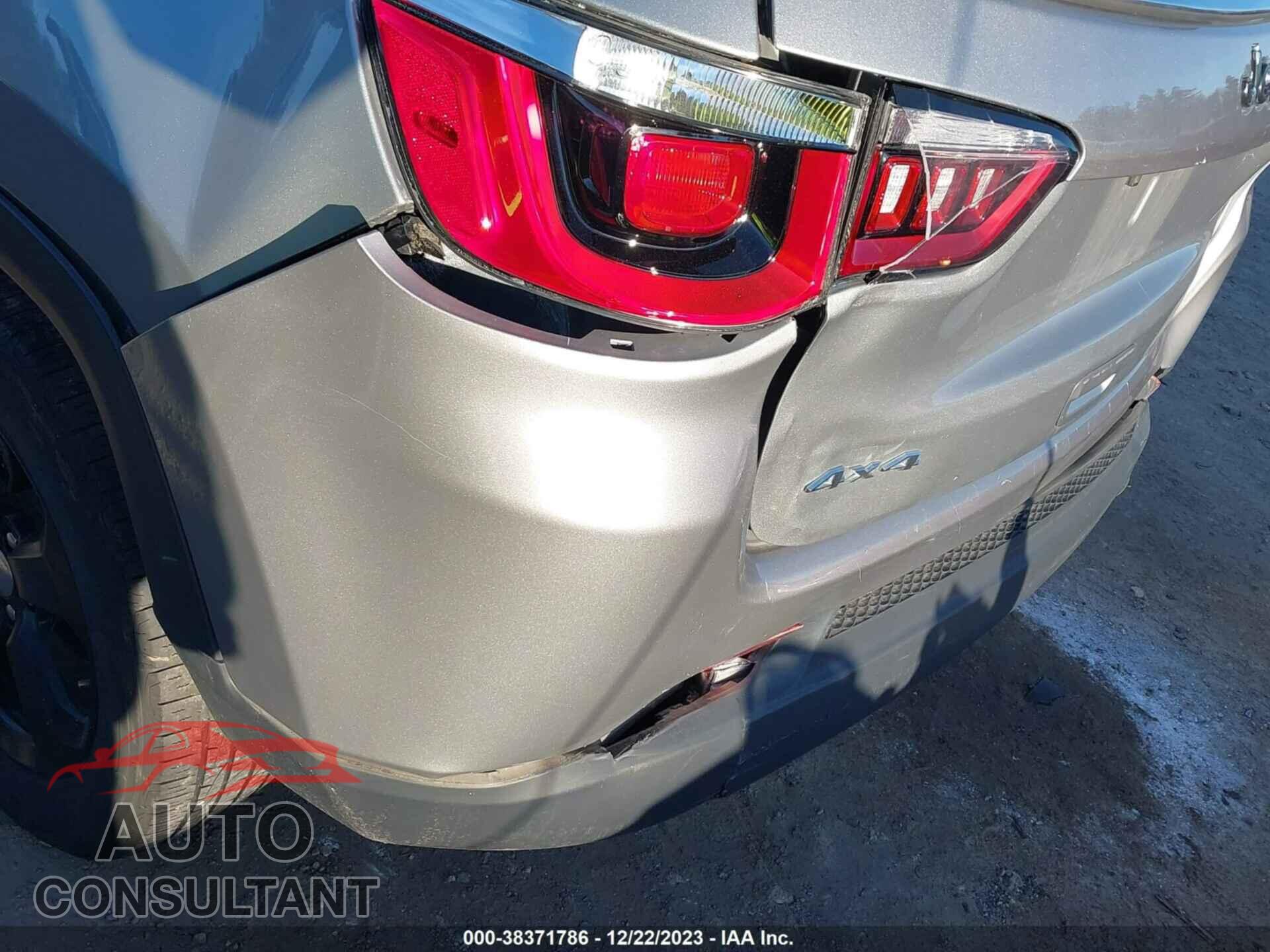 JEEP COMPASS 2020 - 3C4NJDBB6LT143177