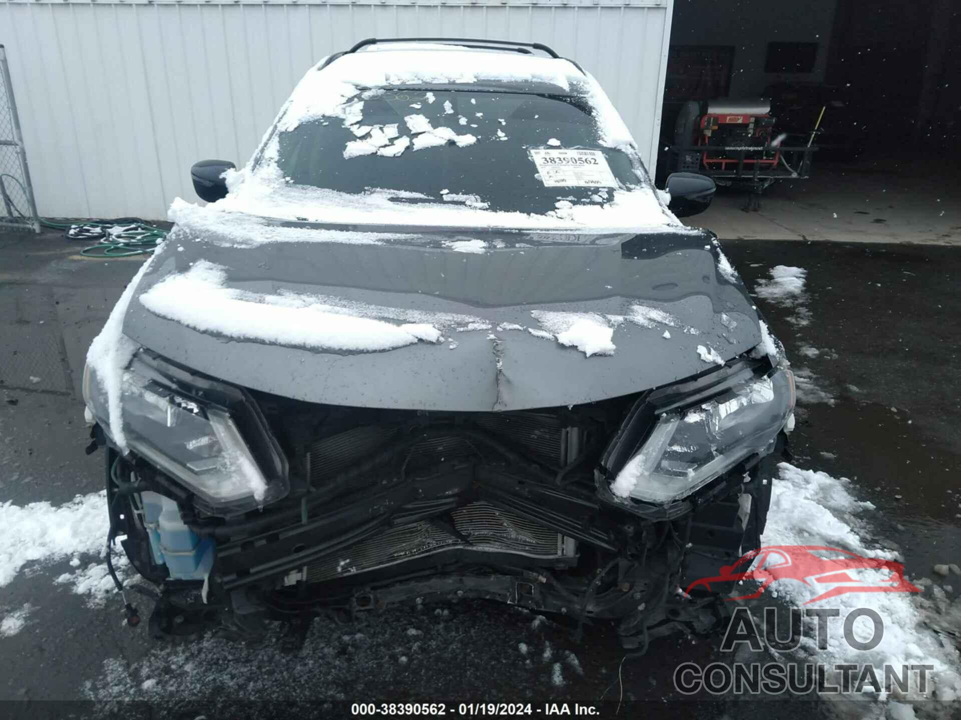 NISSAN ROGUE 2018 - 5N1AT2MV4JC749943