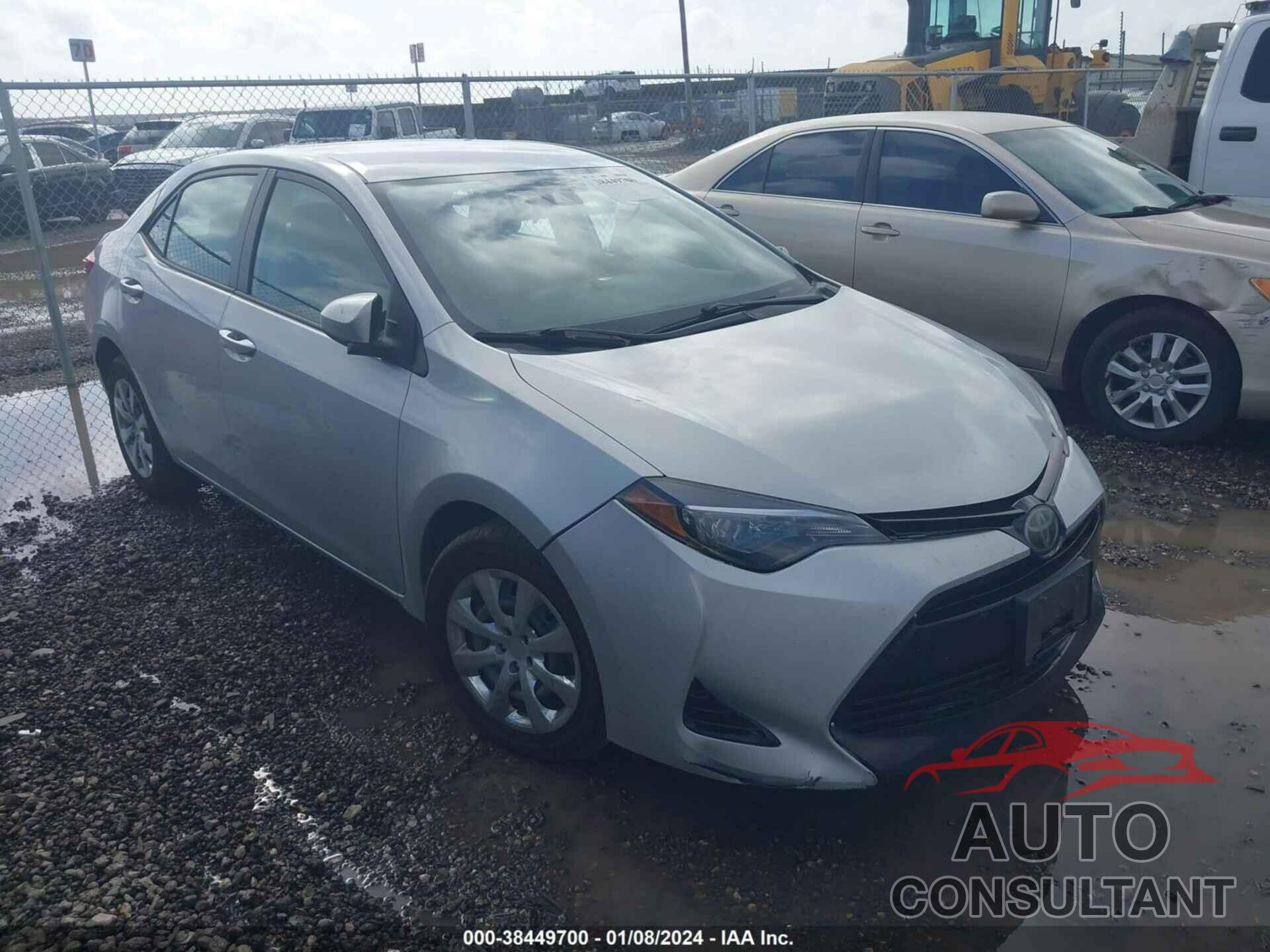 TOYOTA COROLLA 2018 - 2T1BURHE2JC066901