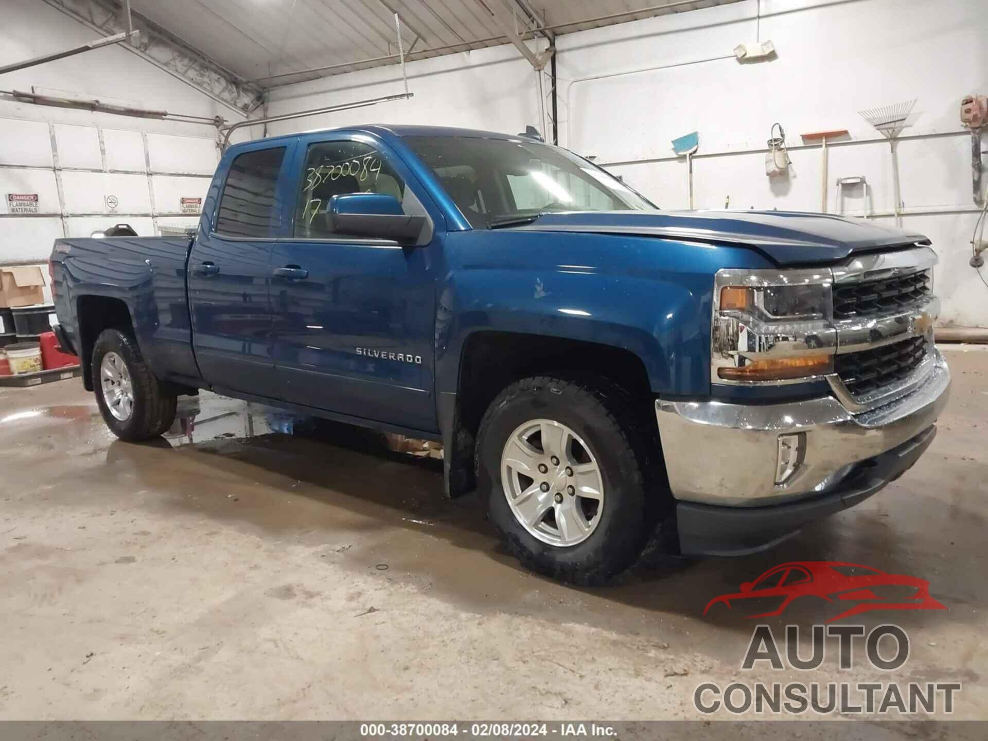 CHEVROLET SILVERADO 1500 2017 - 1GCVKREC4HZ215007