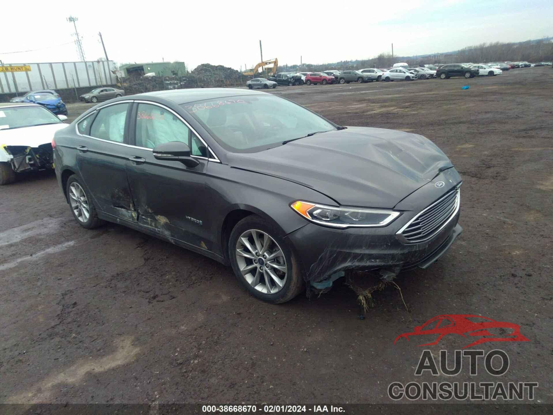 FORD FUSION HYBRID 2017 - 3FA6P0LU0HR137073