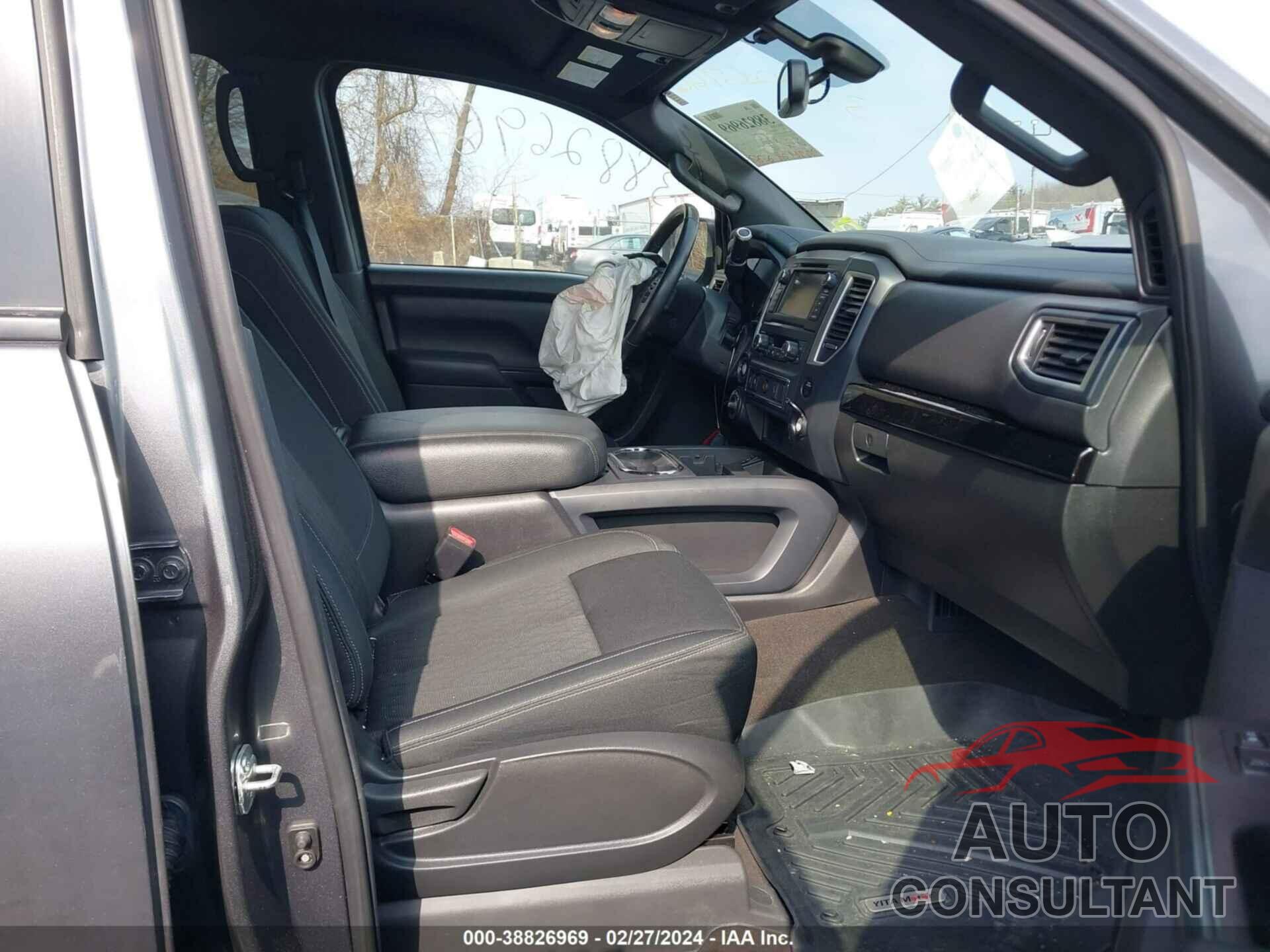 NISSAN TITAN 2019 - 1N6AA1E51KN532226