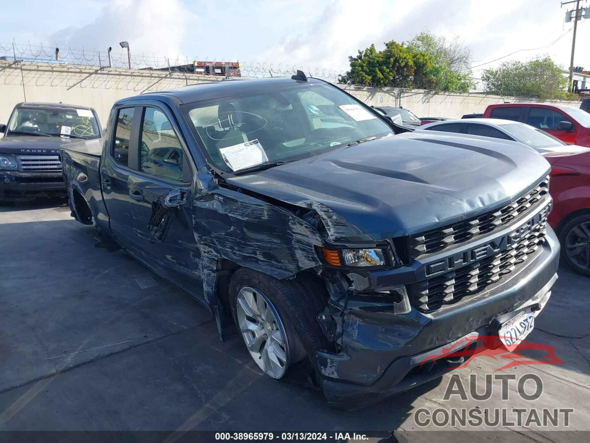 CHEVROLET SILVERADO 1500 2019 - 1GCRWBEF7KZ177853