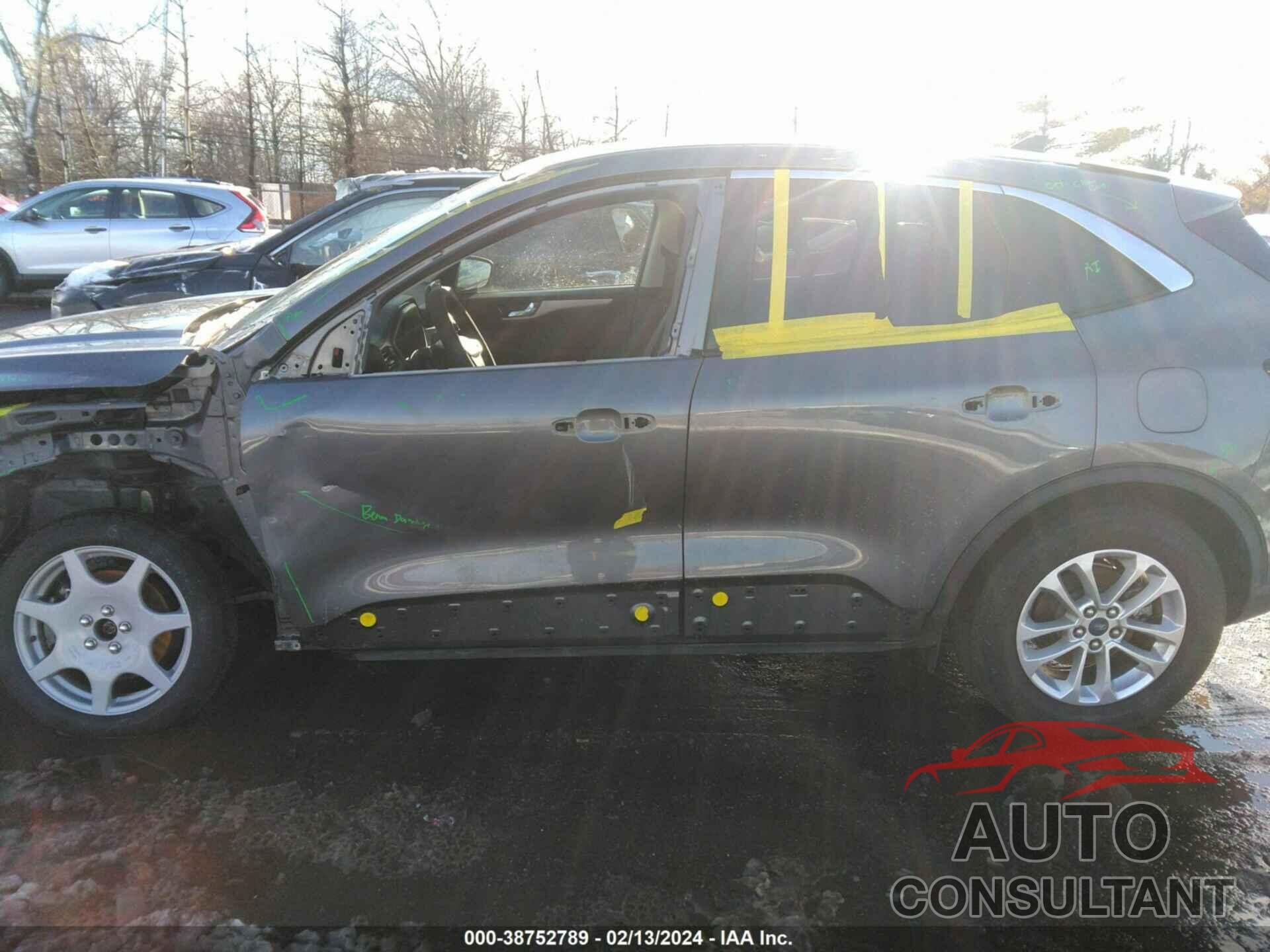 FORD ESCAPE 2021 - 1FMCU9G67MUA03634