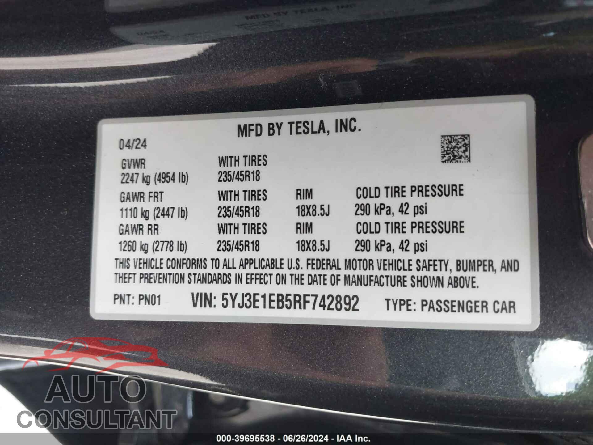 TESLA MODEL 3 2024 - 5YJ3E1EB5RF742892