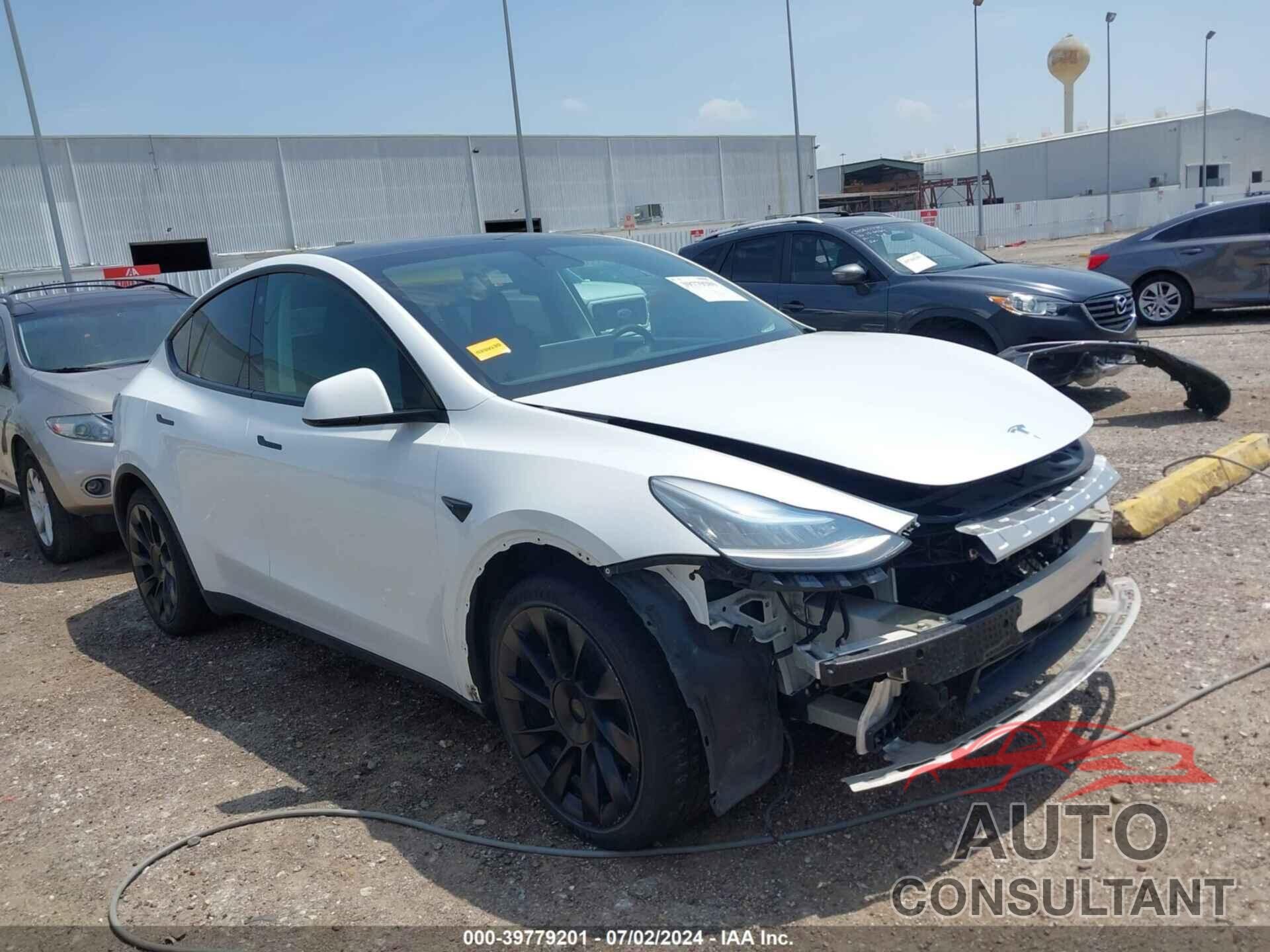 TESLA MODEL Y 2021 - 5YJYGDEE0MF185510