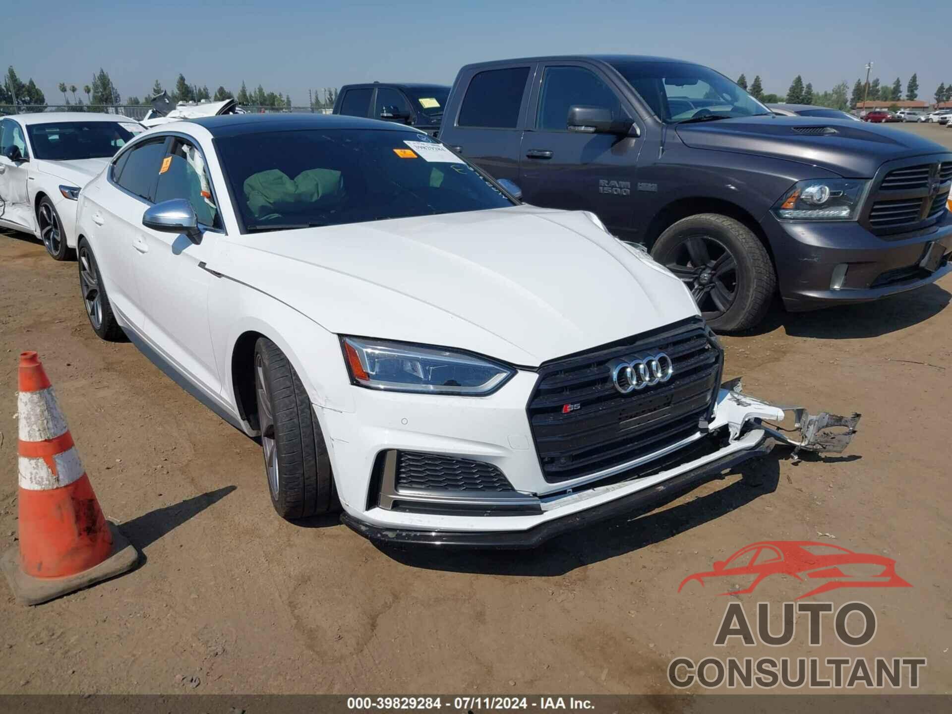 AUDI S5 2018 - WAUB4CF56JA119374