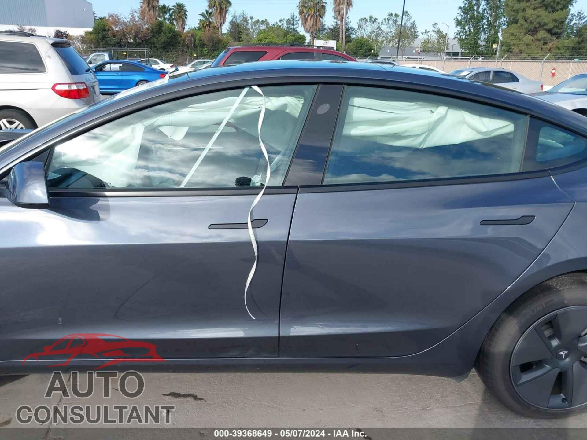 TESLA MODEL 3 2023 - 5YJ3E1EA0PF656877