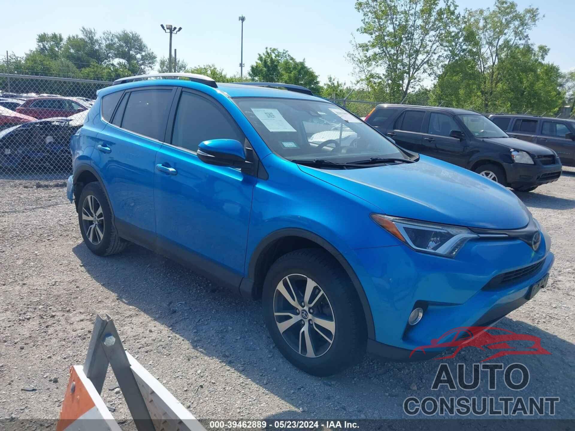 TOYOTA RAV4 2018 - JTMRFREV0JD235197