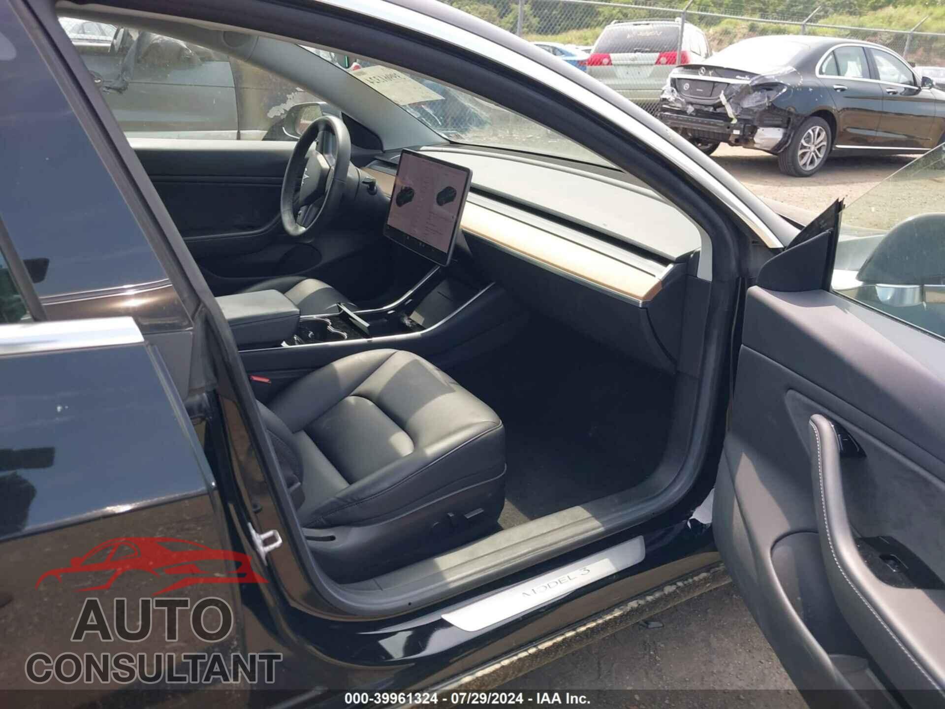 TESLA MODEL 3 2019 - 5YJ3E1EA0KF441413