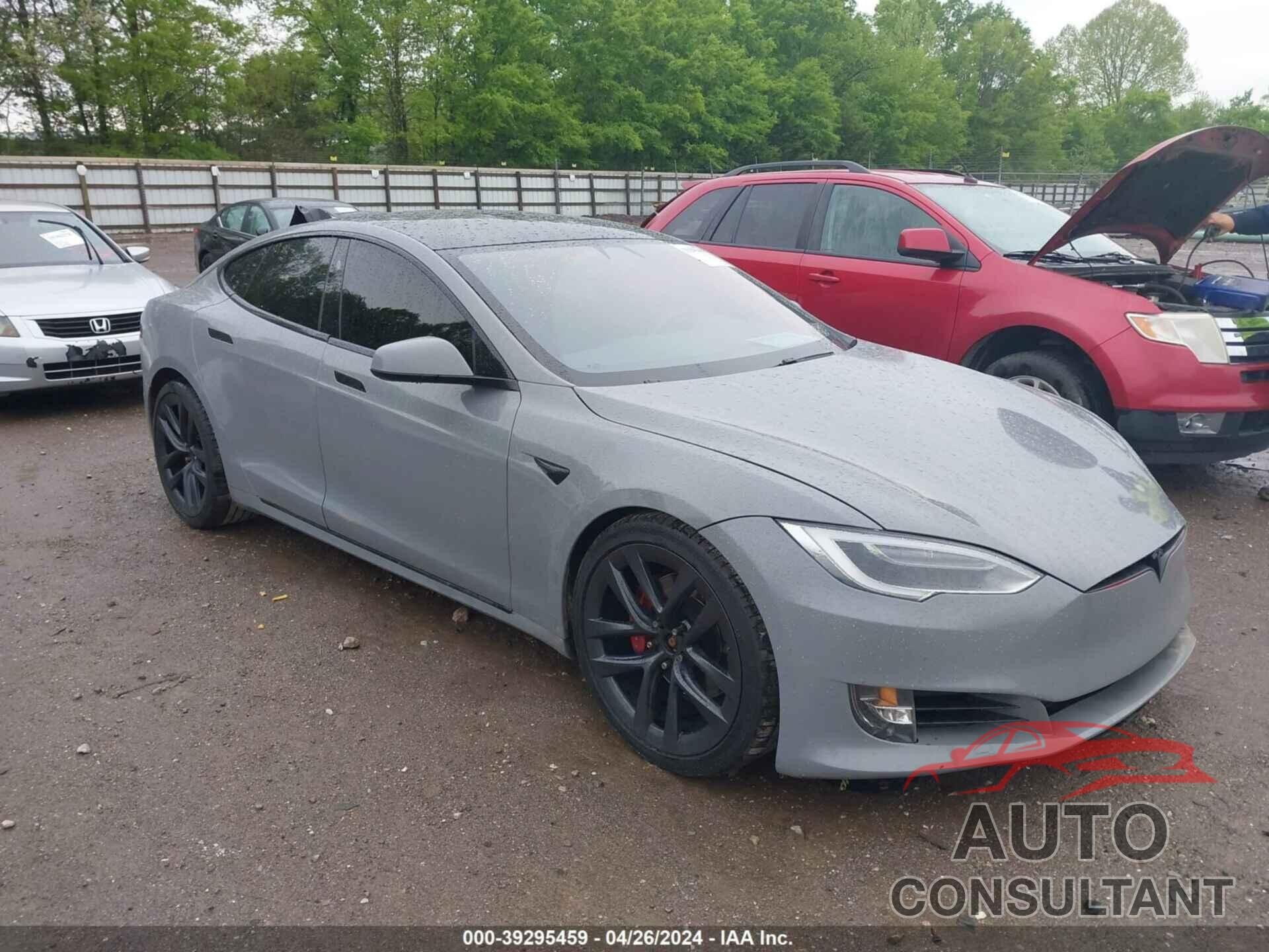 TESLA MODEL S 2017 - 5YJSA1E45HF229519