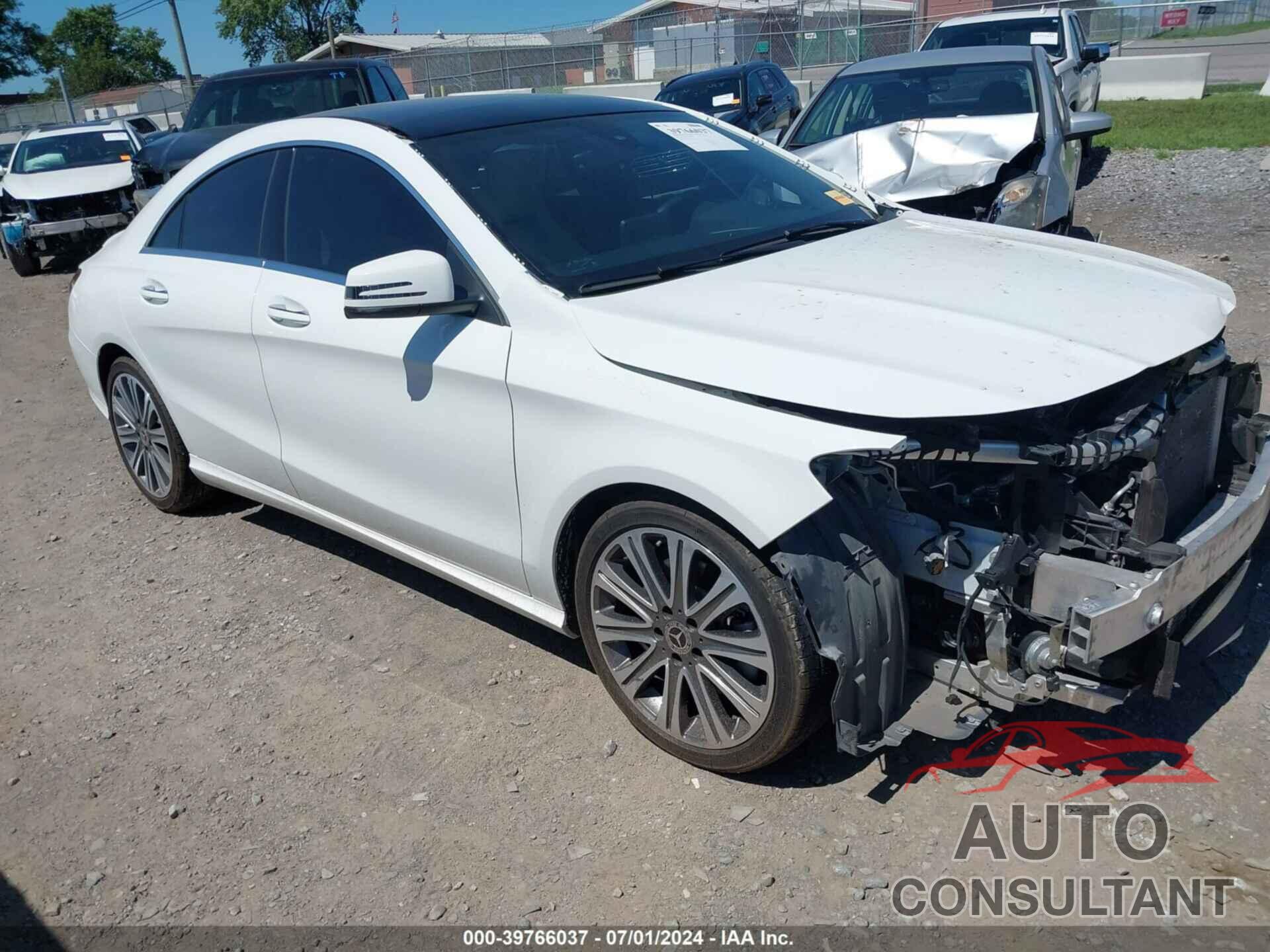 MERCEDES-BENZ CLA 250 2019 - WDDSJ4GB7KN727443