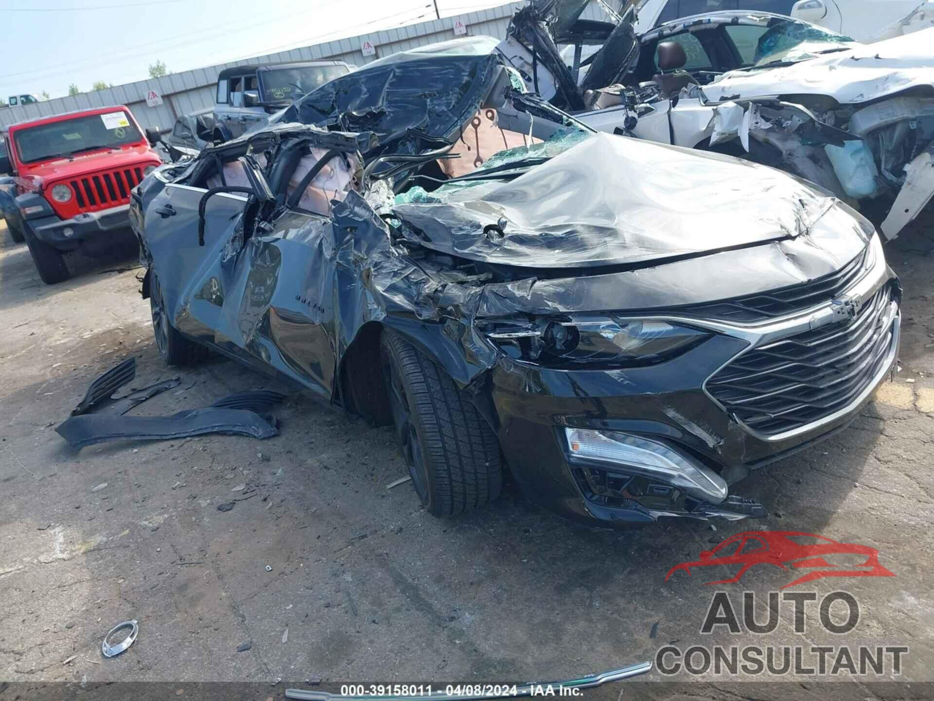 CHEVROLET MALIBU 2021 - 1G1ZD5ST5MF019557