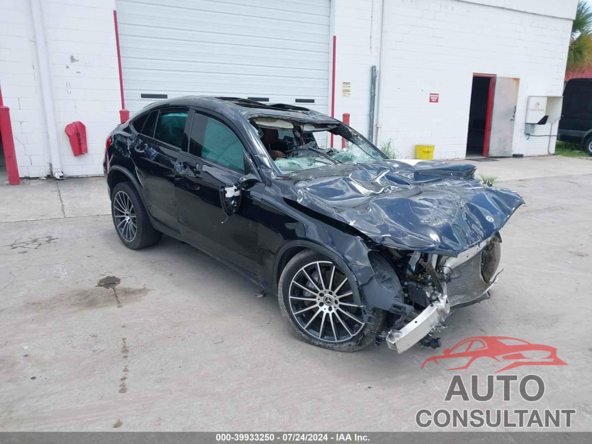 MERCEDES-BENZ GLC 300 COUPE 2020 - WDC0J8EB8LF754586