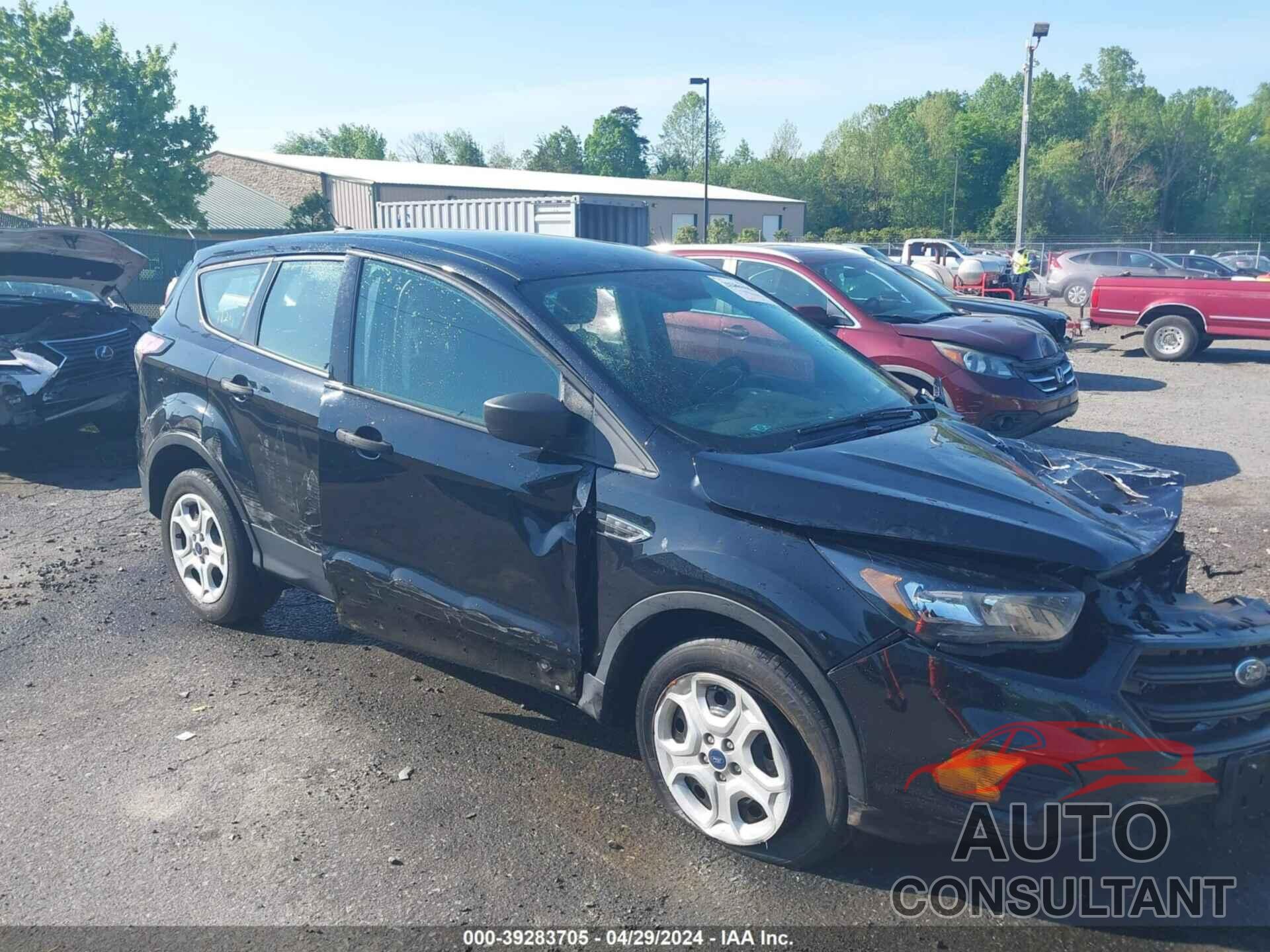 FORD ESCAPE 2018 - 1FMCU0F75JUD25030