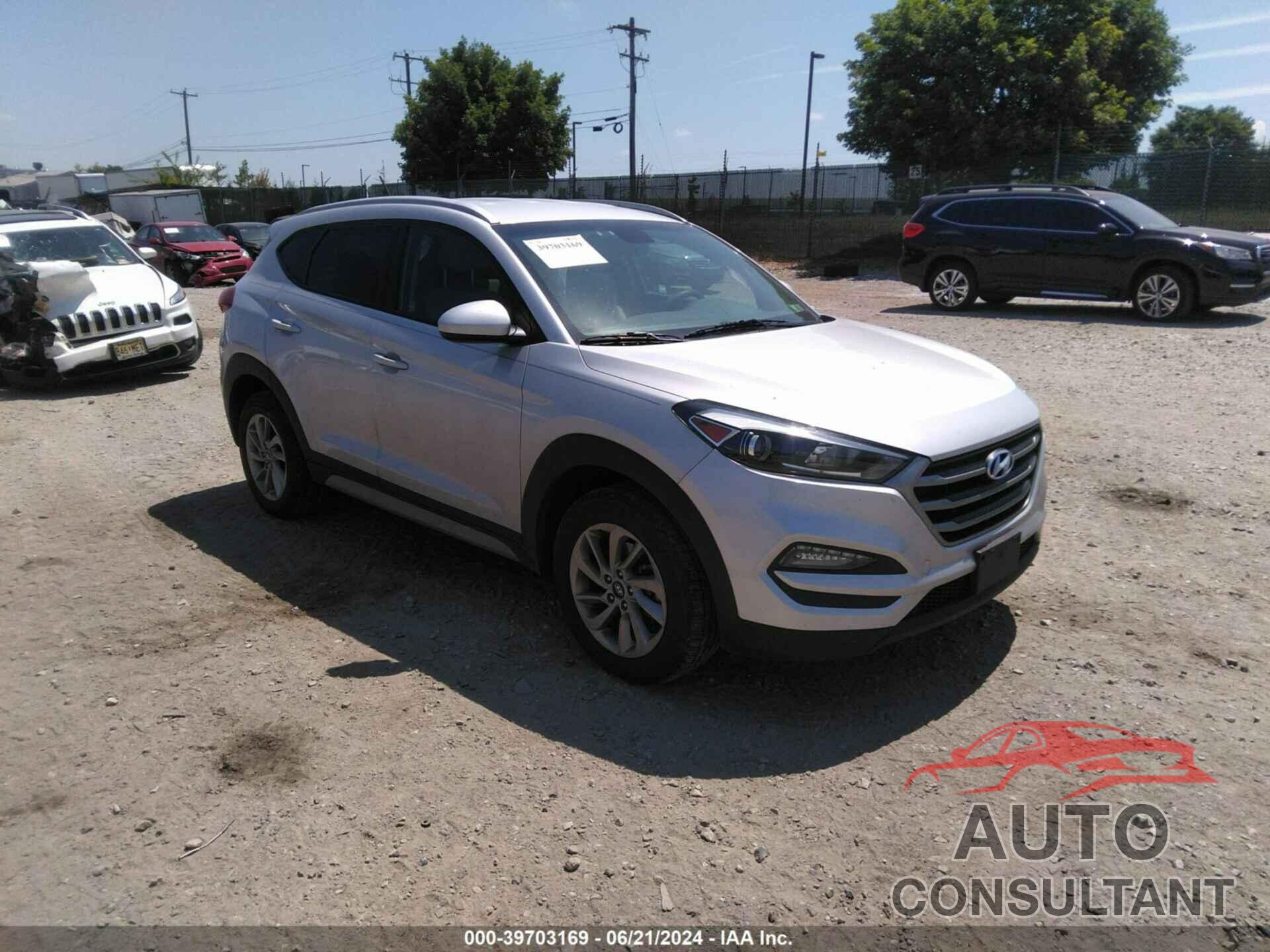 HYUNDAI TUCSON 2017 - KM8J3CA44HU585714