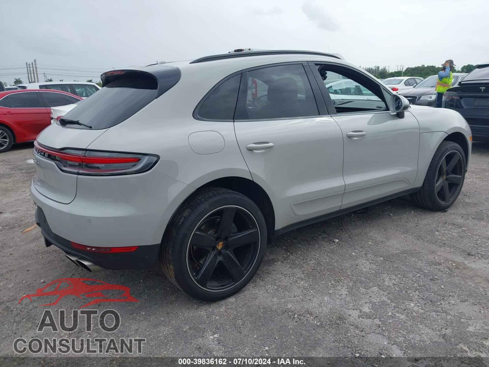 PORSCHE MACAN 2021 - WP1AB2A5XMLB37650