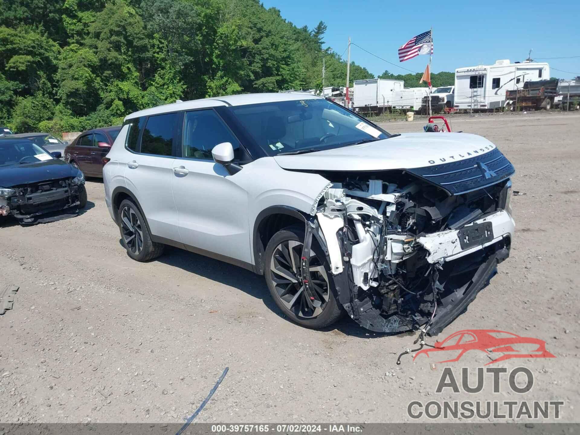 MITSUBISHI OUTLANDER 2022 - JA4J4UA87NZ083928