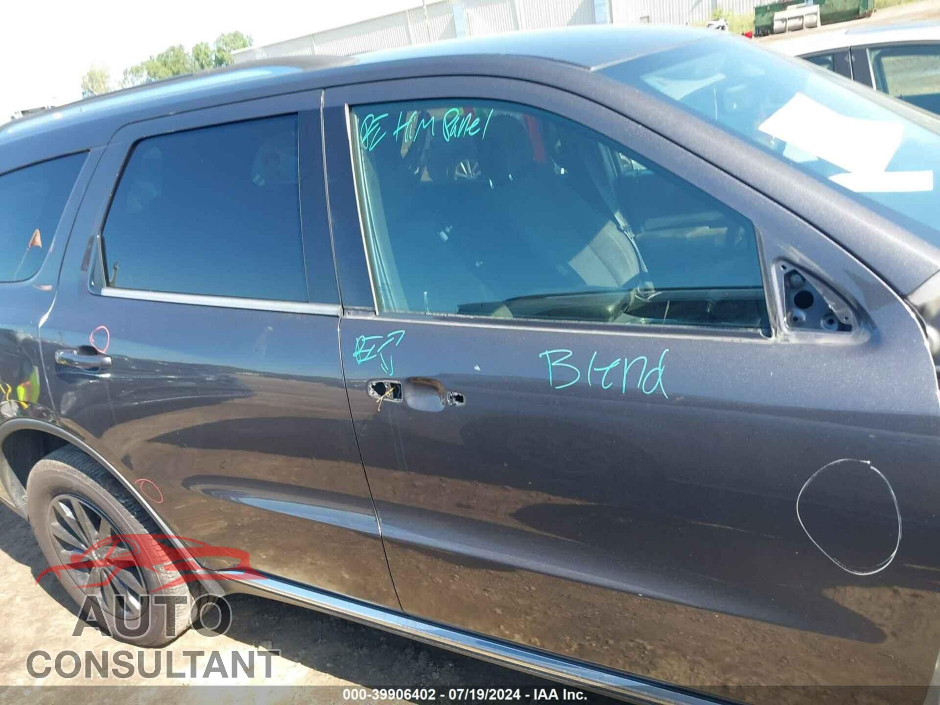 DODGE DURANGO 2018 - 1C4RDJAG6JC312529