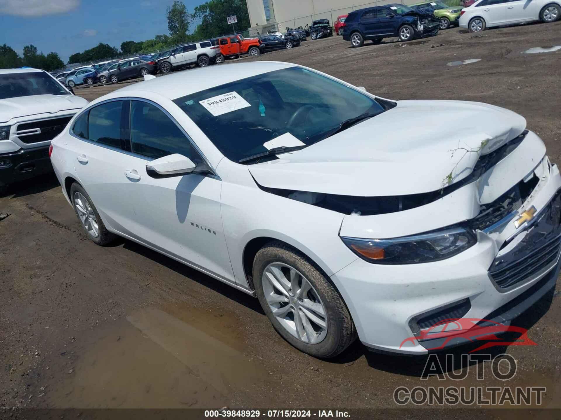 CHEVROLET MALIBU 2017 - 1G1ZE5ST7HF216569