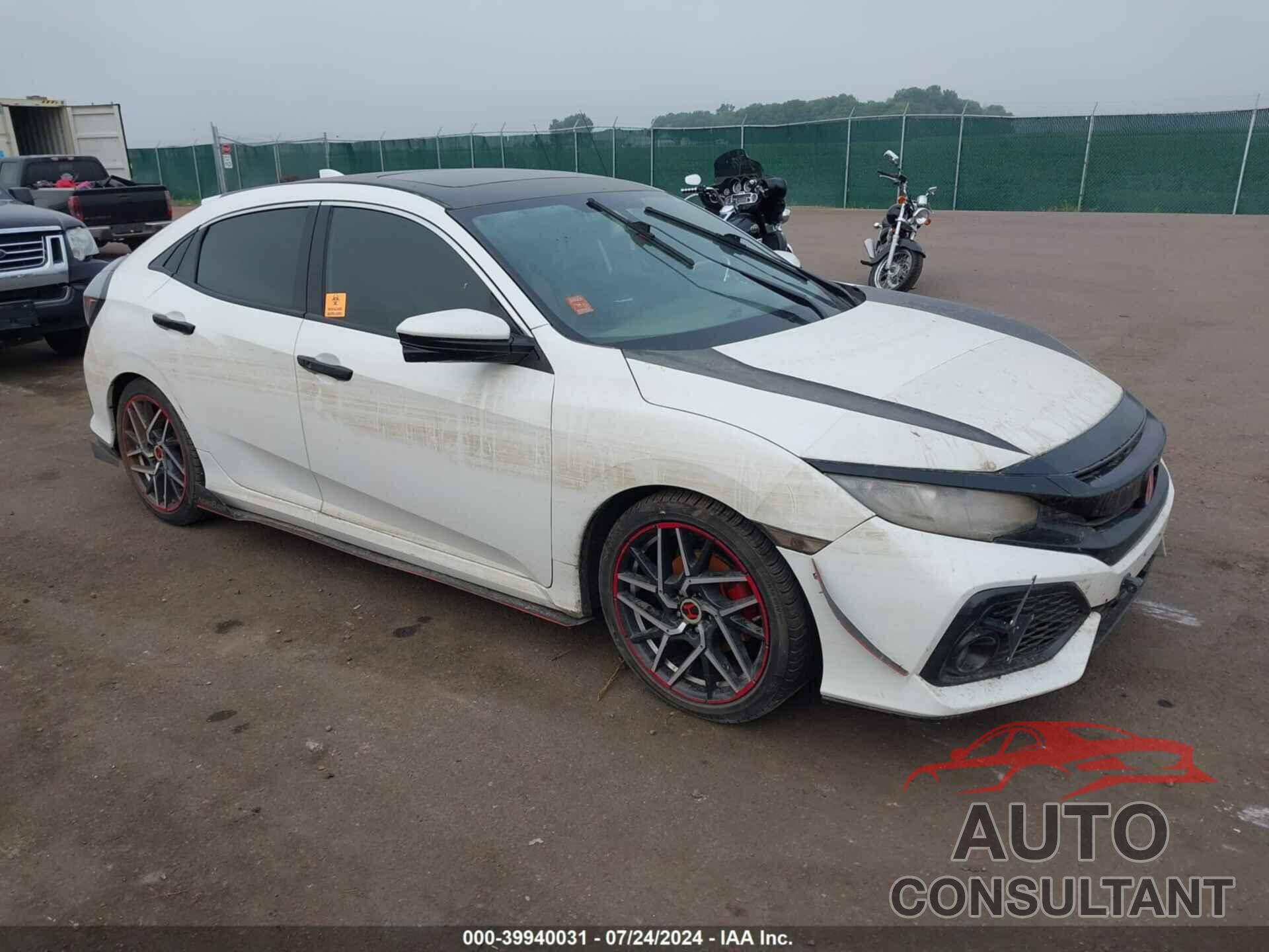 HONDA CIVIC 2018 - SHHFK7H55JU221396