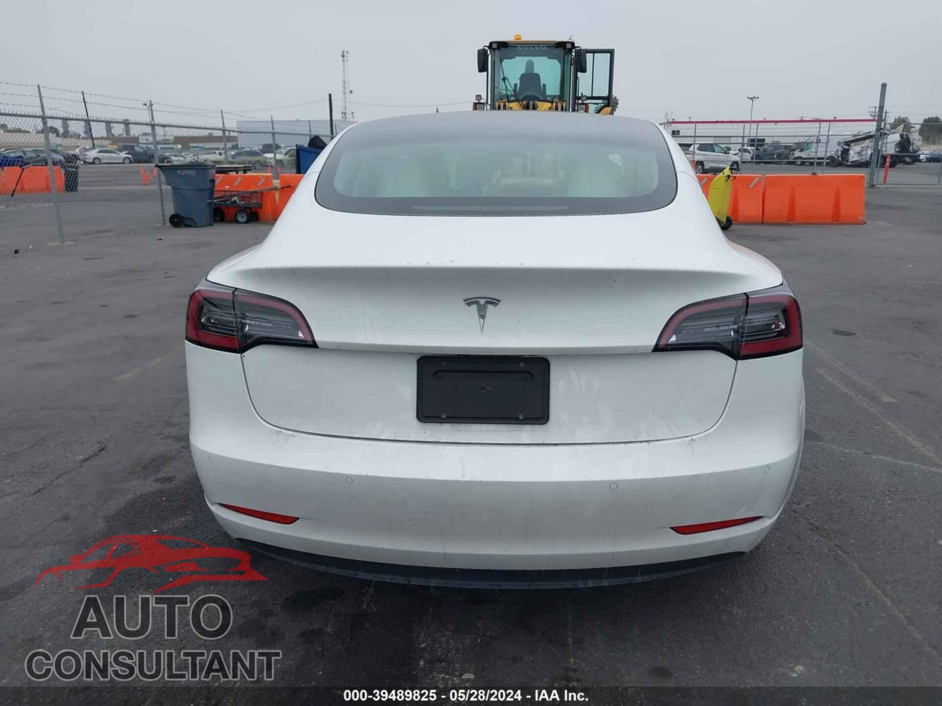 TESLA MODEL 3 2021 - 5YJ3E1EA7MF052884