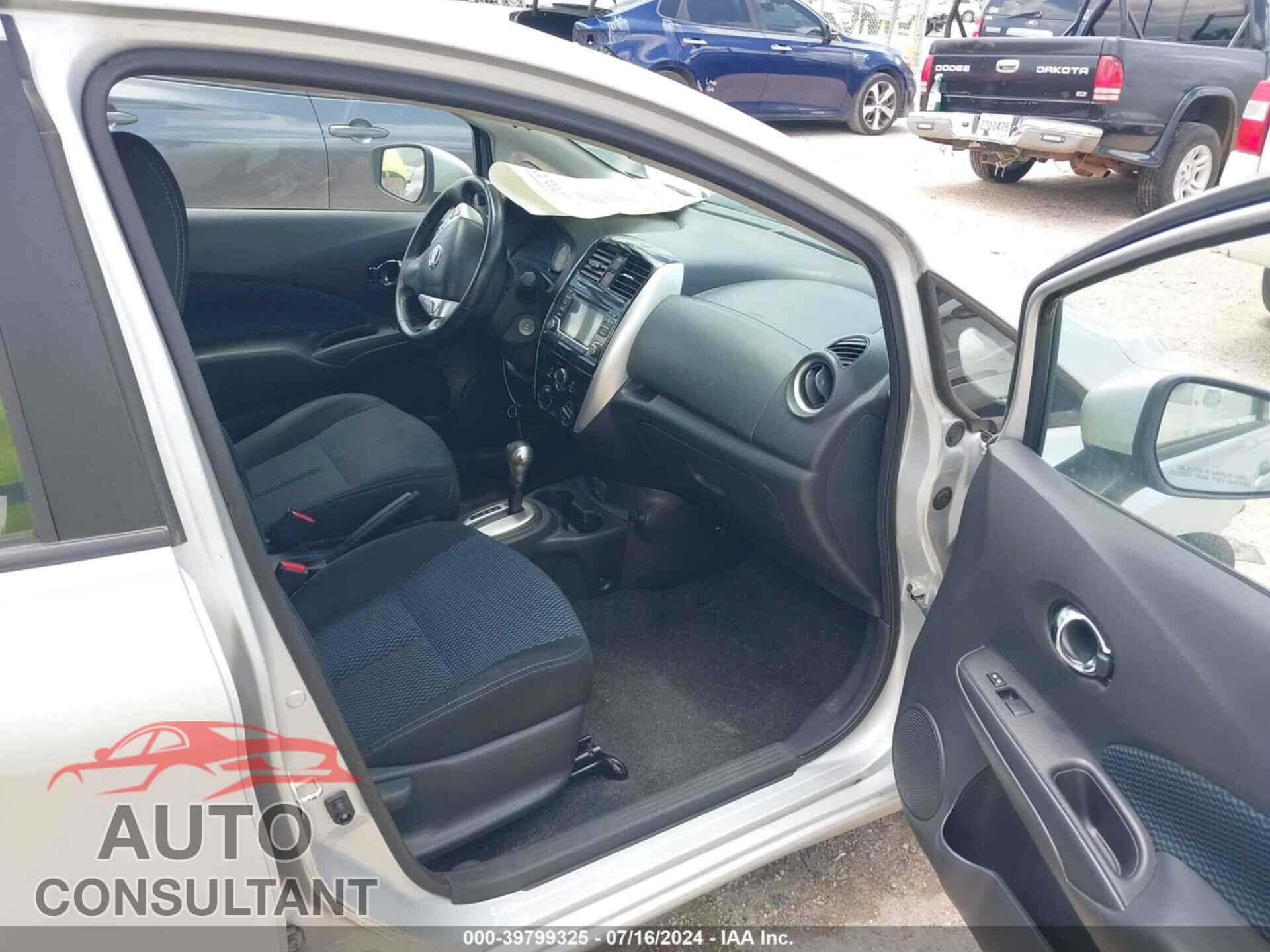 NISSAN VERSA NOTE 2017 - 3N1CE2CP3HL375871