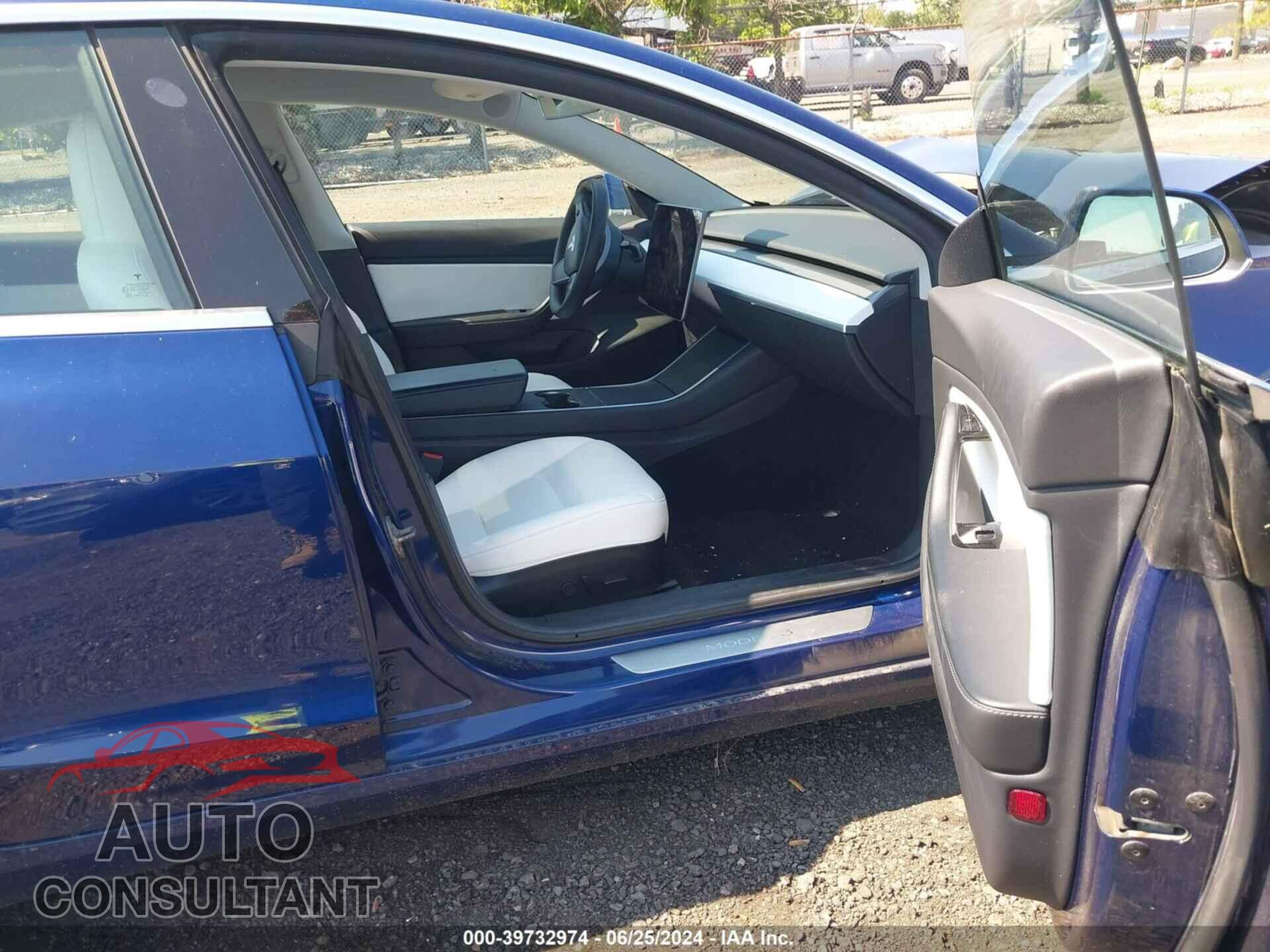 TESLA MODEL 3 2019 - 5YJ3E1EB9KF454606