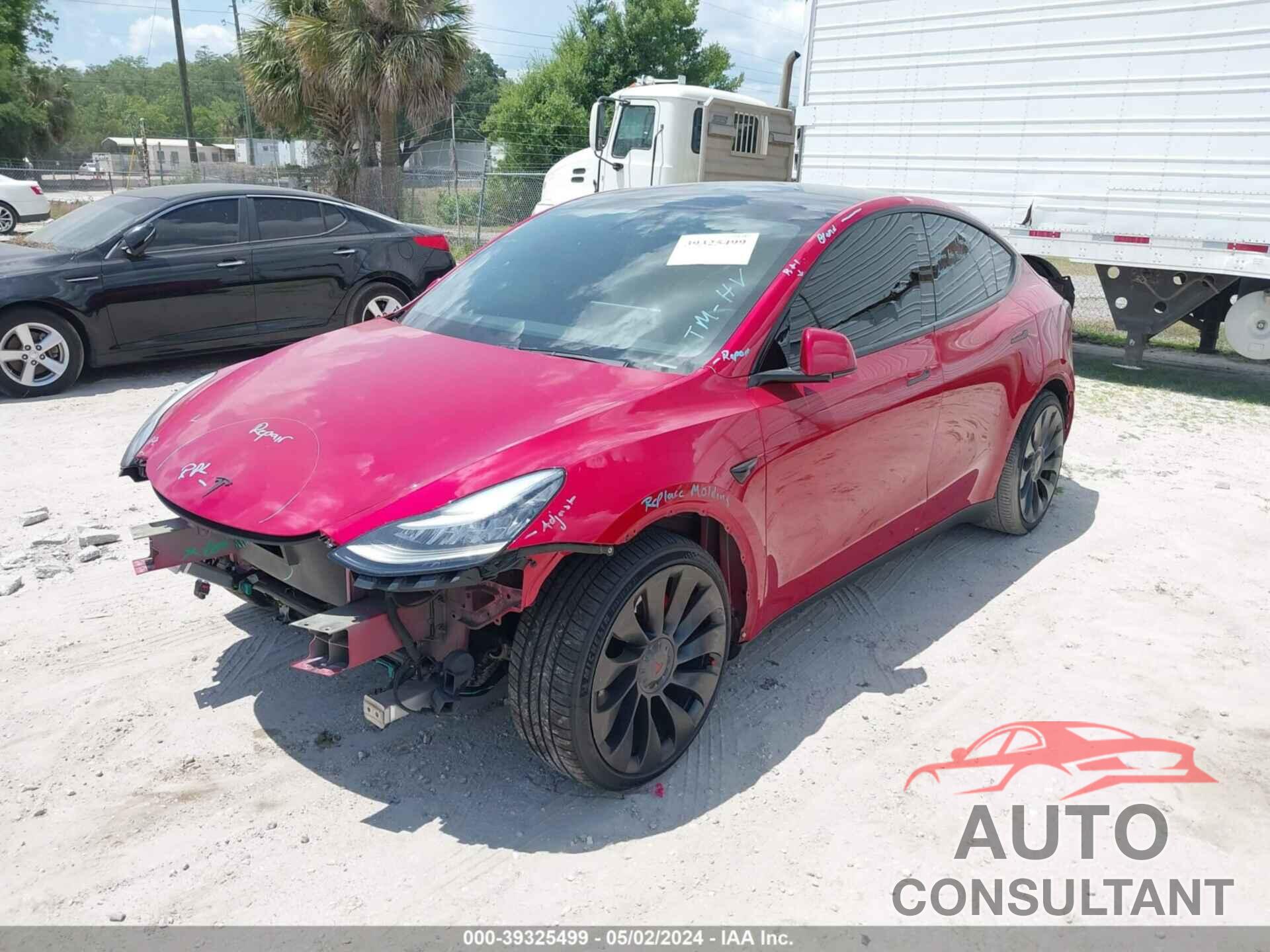 TESLA MODEL Y 2020 - 5YJYGDEF2LF039939