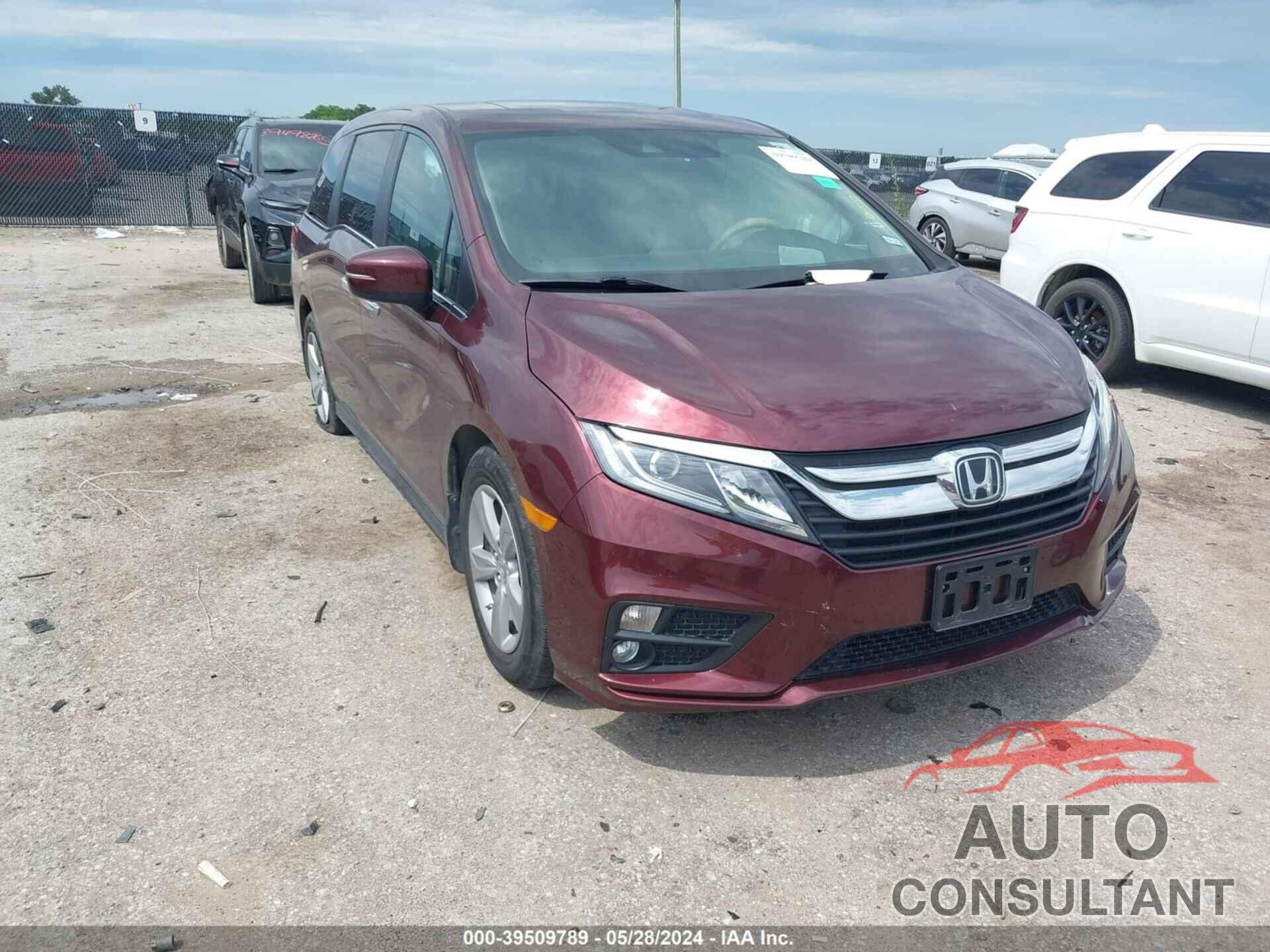 HONDA ODYSSEY 2018 - 5FNRL6H71JB028797