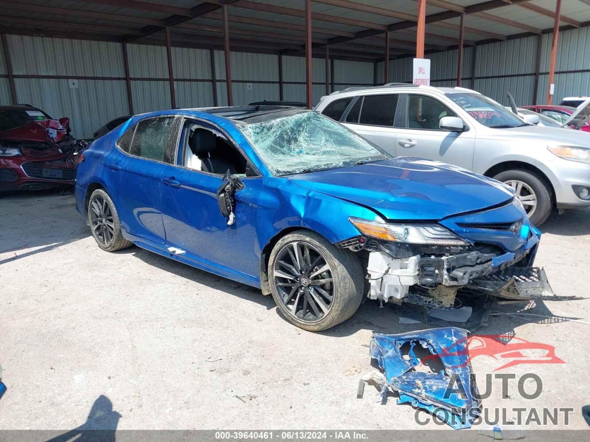 TOYOTA CAMRY 2019 - 4T1B61HK8KU246188