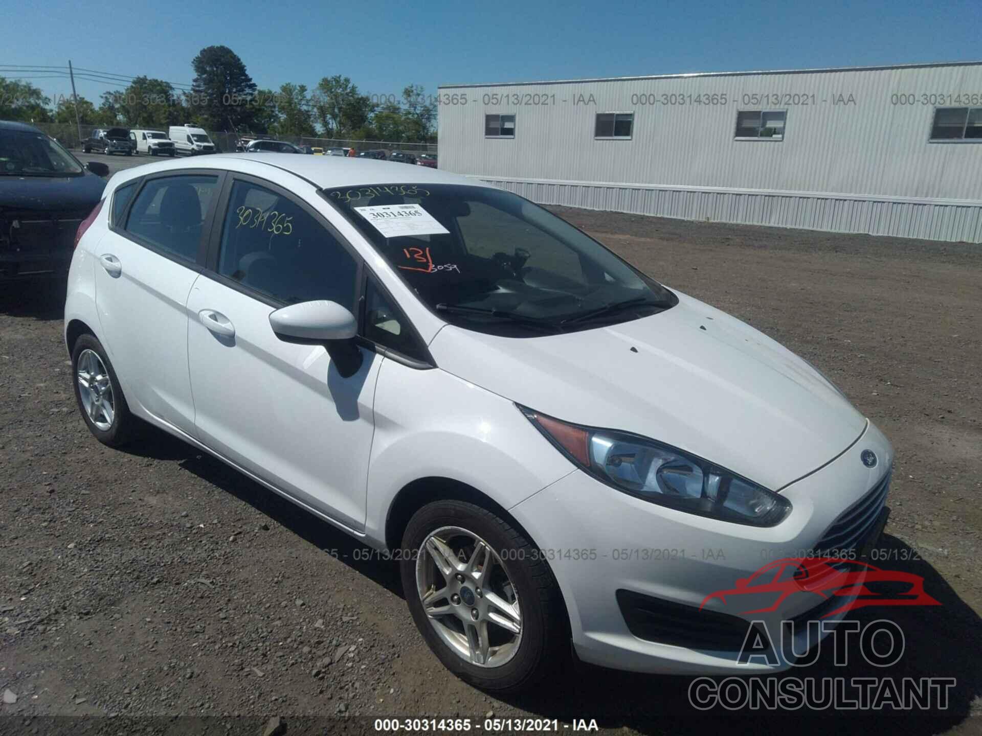 FORD FIESTA 2017 - 3FADP4EJ3HM147966