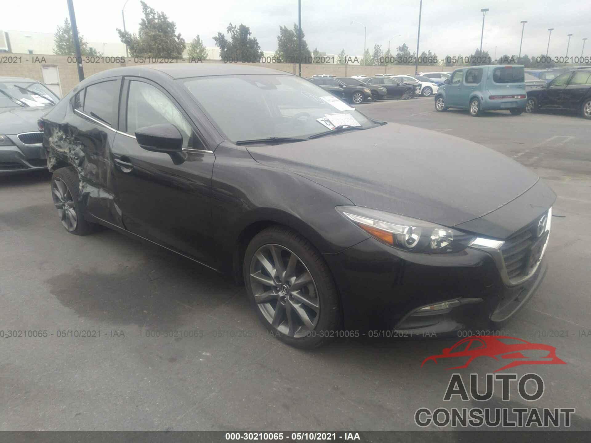 MAZDA MAZDA3 4-DOOR 2018 - 3MZBN1V39JM182330