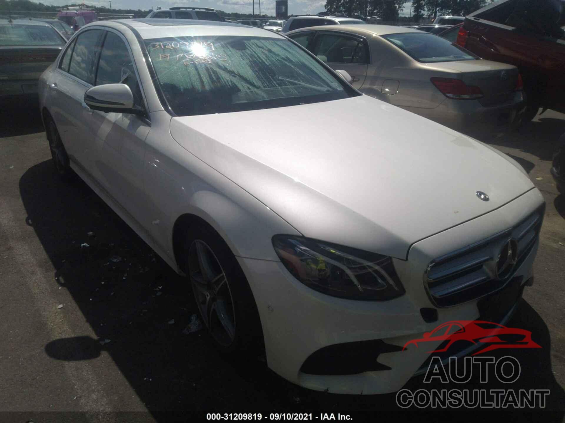 MERCEDES-BENZ E-CLASS 2019 - WDDZF4KB7KA587098