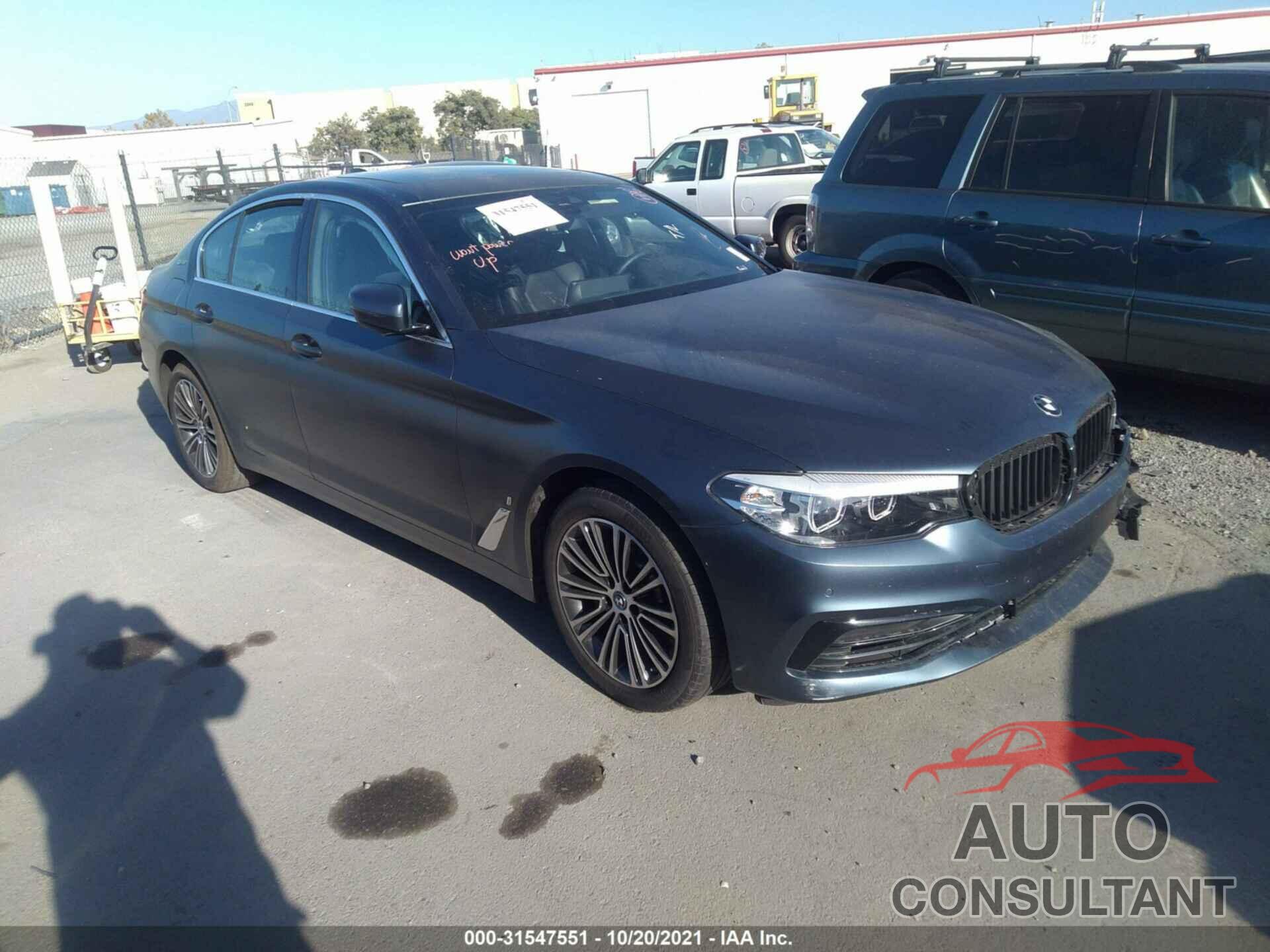 BMW 5 SERIES 2019 - WBAJA9C52KB254729