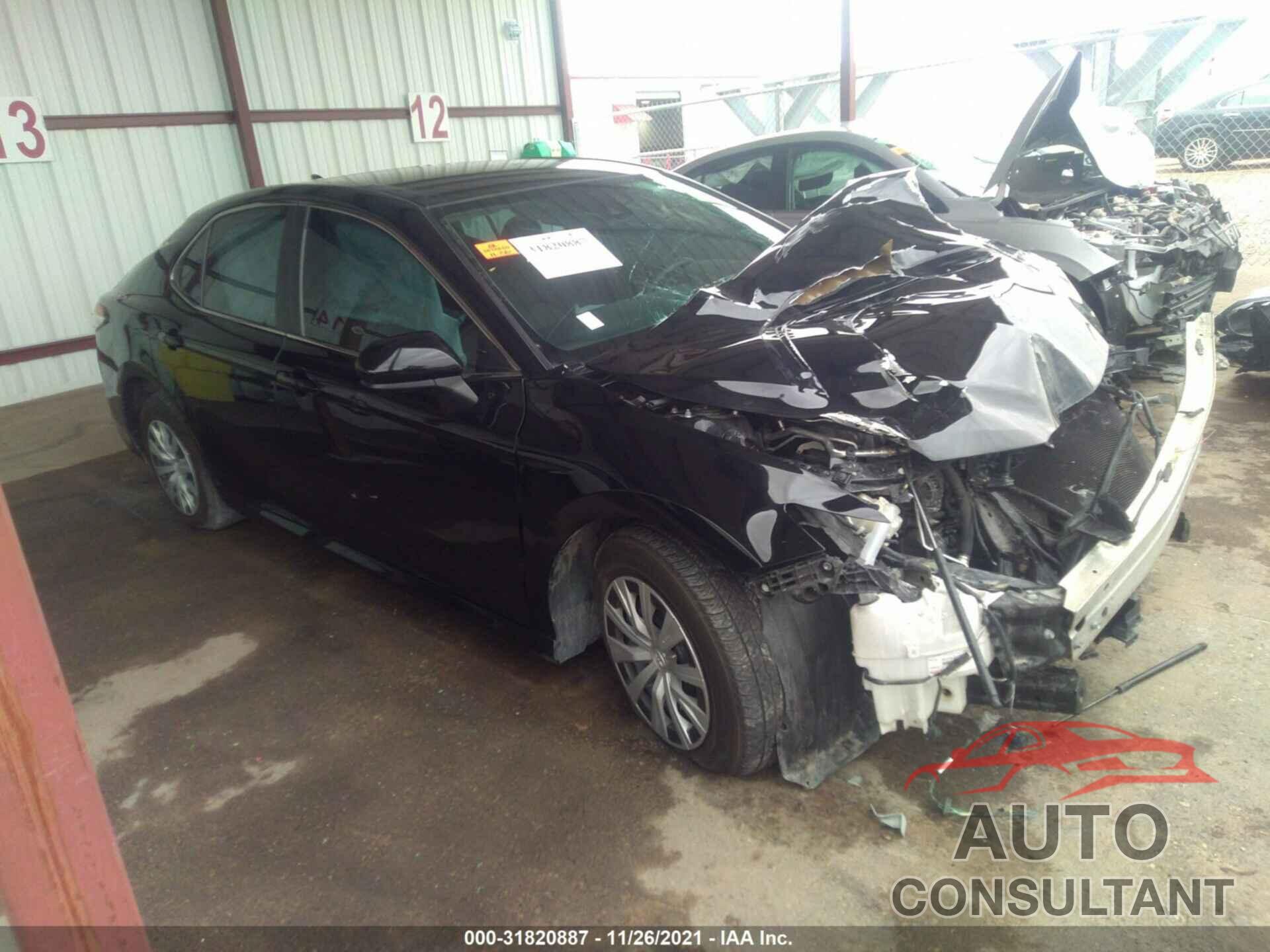 TOYOTA CAMRY 2019 - 4T1B11HK6KU810502
