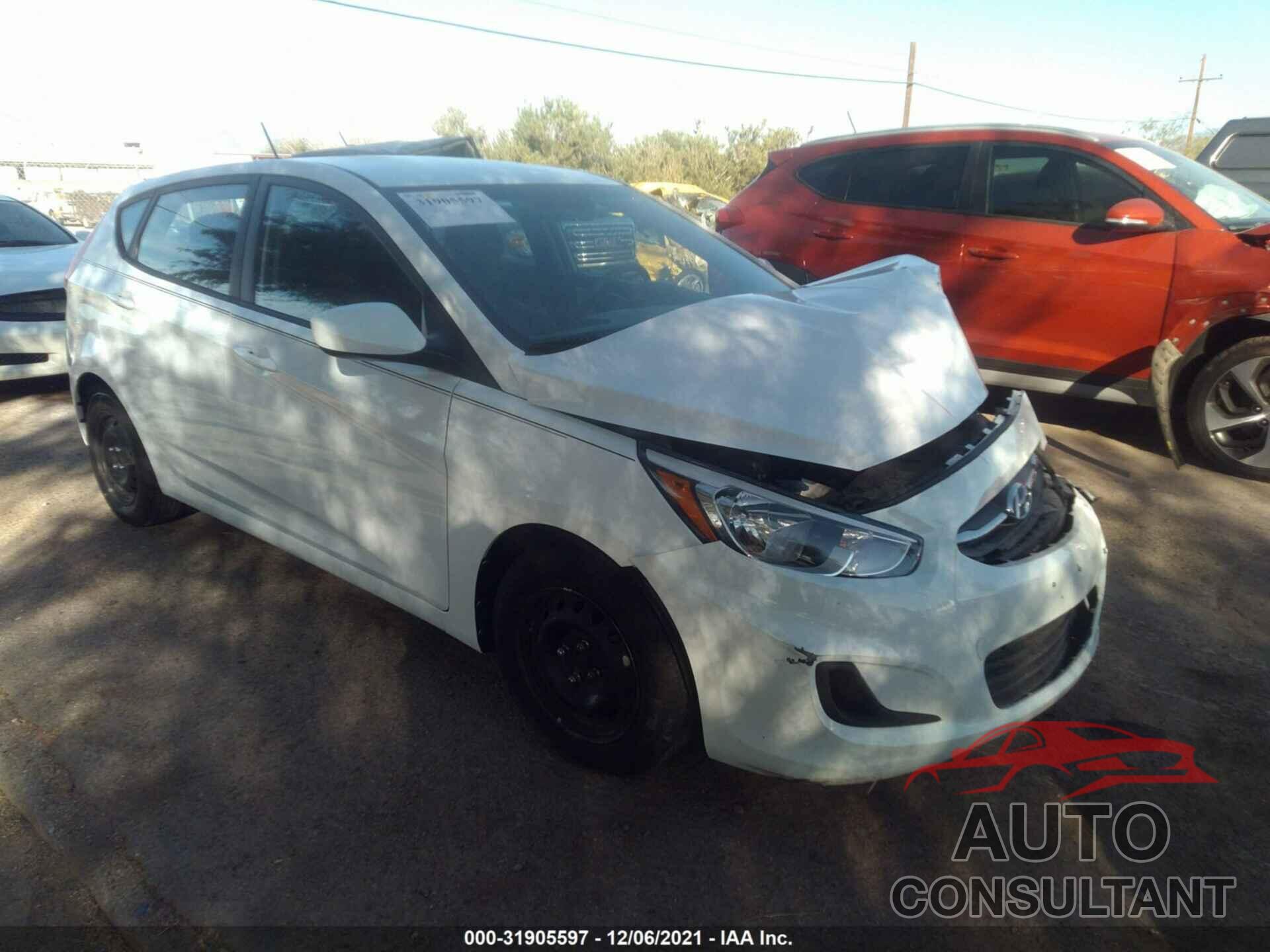HYUNDAI ACCENT 2017 - KMHCT5AE8HU301157