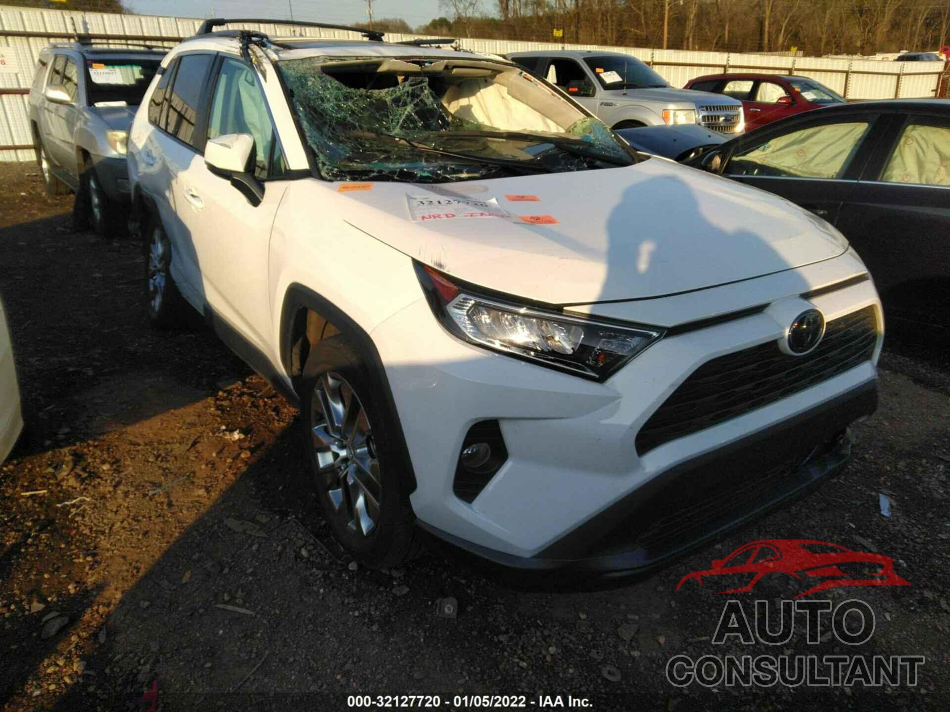 TOYOTA RAV4 2020 - 2T3C1RFV4LW075530