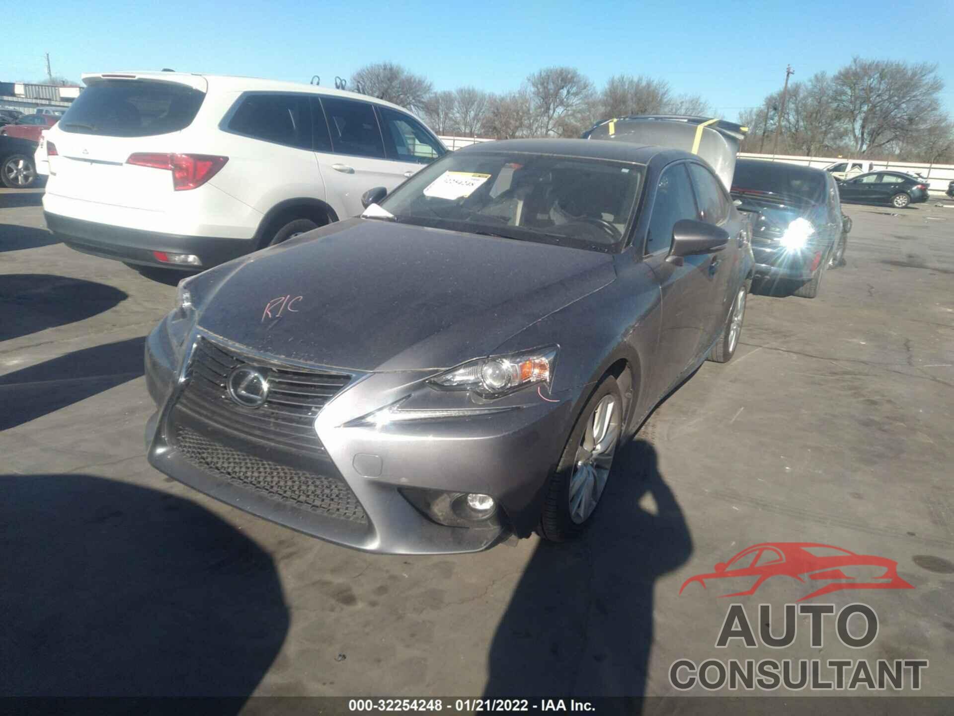 LEXUS IS 200T 2016 - JTHBA1D24G5036695